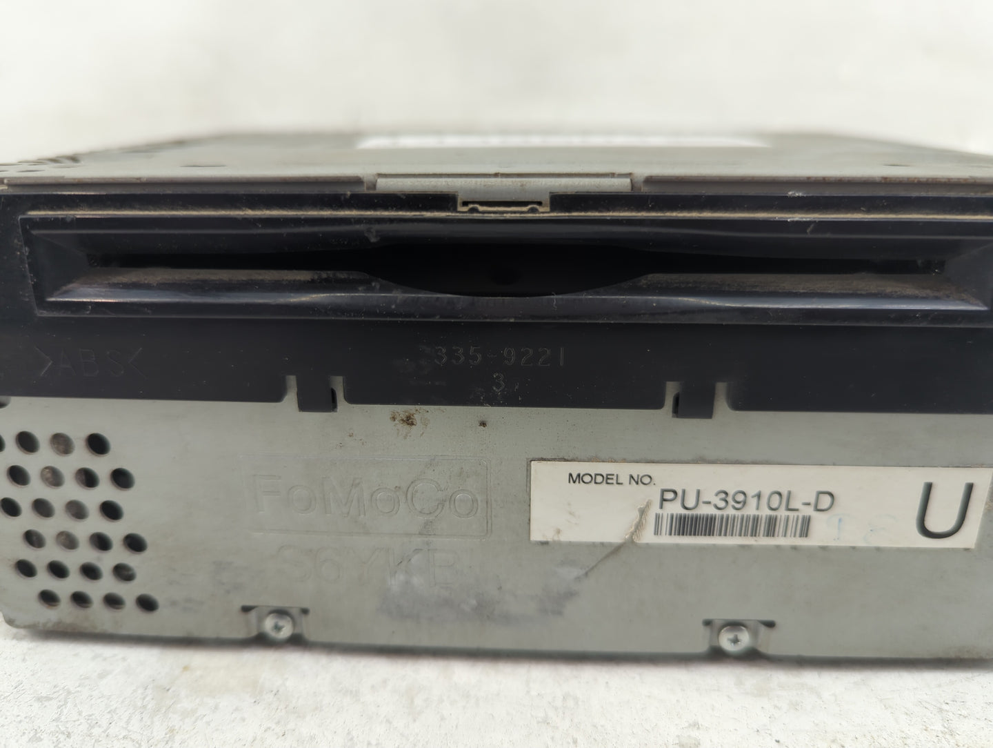2015 Ford Explorer Radio AM FM Cd Player Receiver Replacement P/N:EB5T-19C107-HB Fits OEM Used Auto Parts - Oemusedautoparts