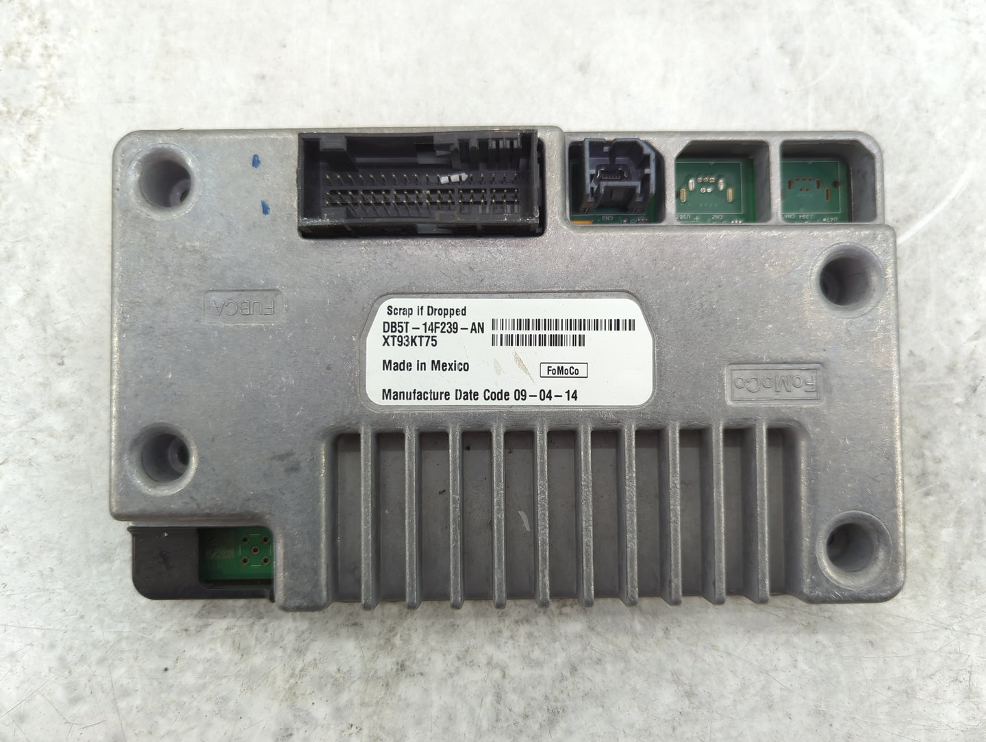 2015-2016 Ford Explorer Communication Control Module - Oemusedautoparts1.com