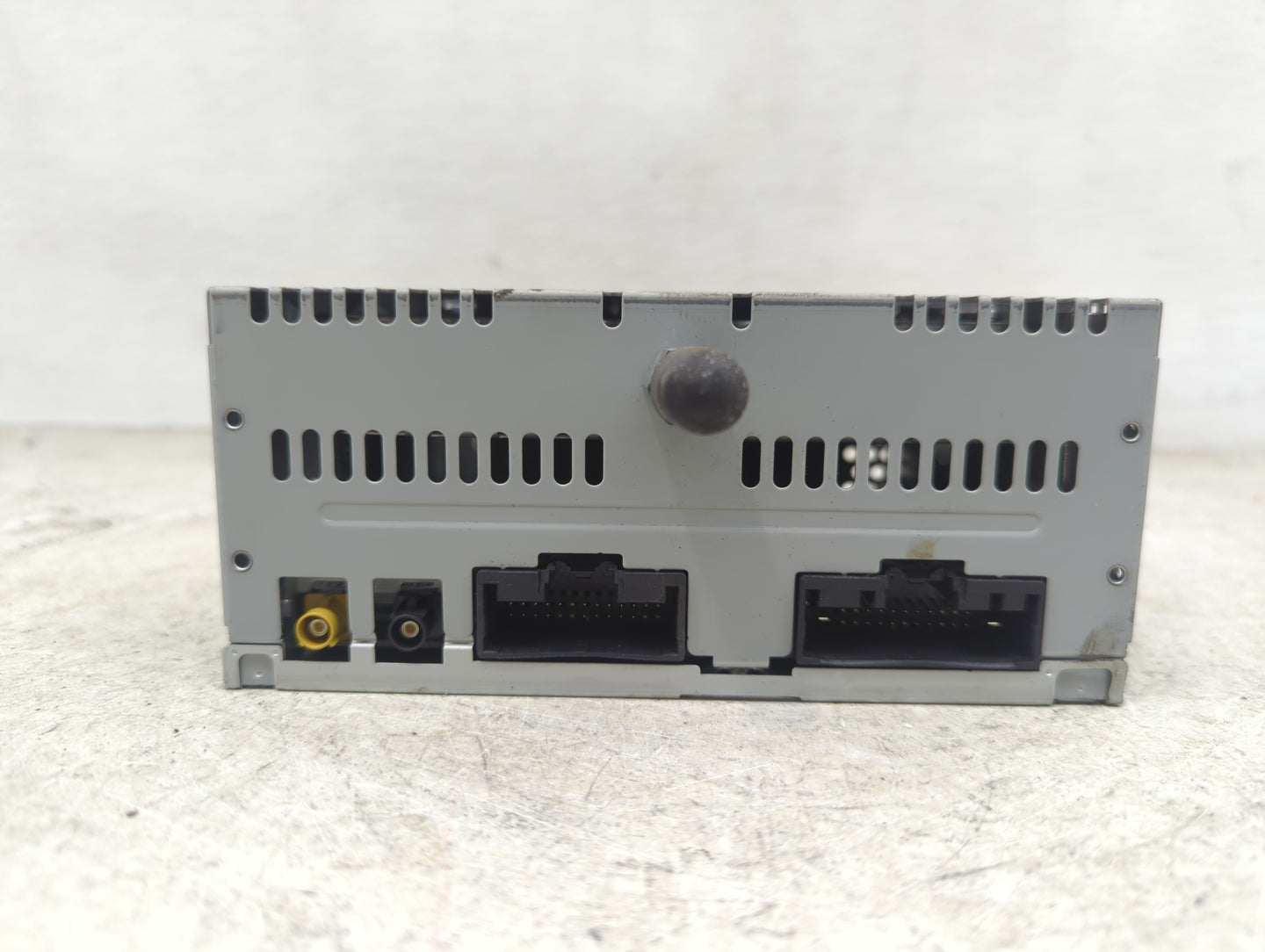 2014-2015 Ford Explorer Radio AM FM Cd Player Receiver Replacement P/N:PU-3911L-D EB5T-19C107-JB Fits Fits 2014 2015 OEM Use