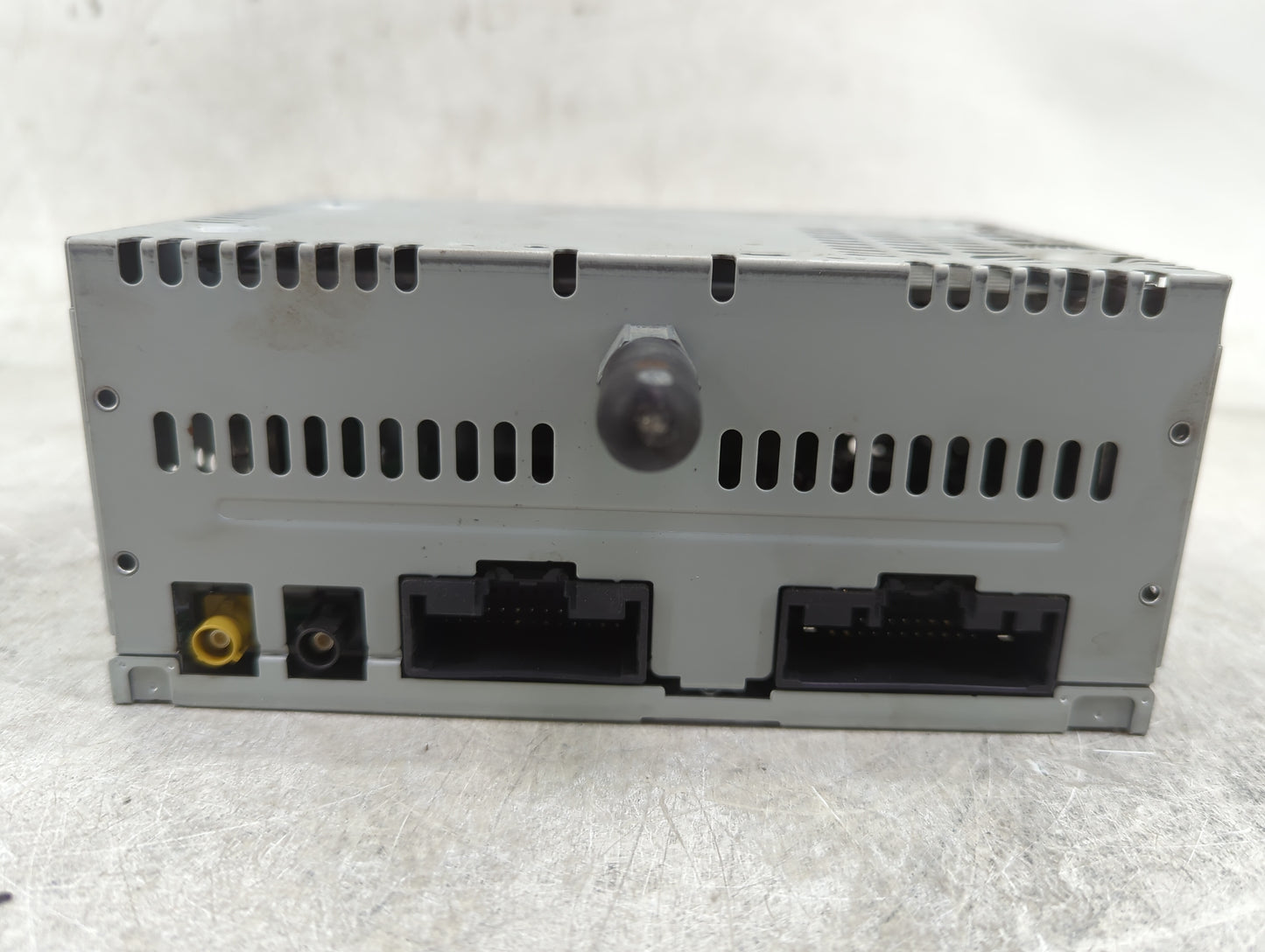 2015 Ford Explorer Radio AM FM Cd Player Receiver Replacement P/N:PU-3910L-D EB5T19C107HB, 276-1532-40 Fits OEM Used Auto Pa