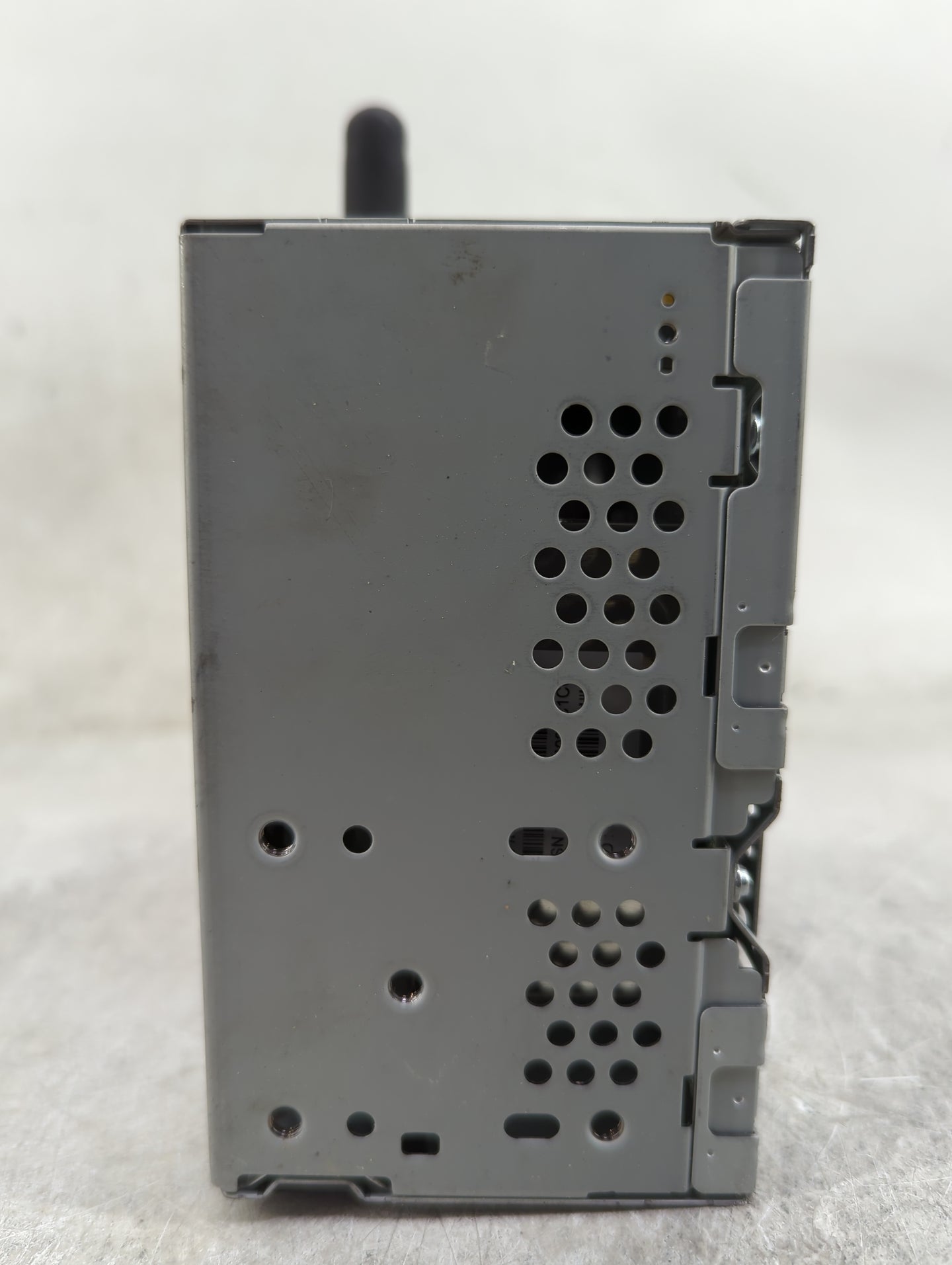 2015 Ford Explorer Radio AM FM Cd Player Receiver Replacement P/N:PU-3910L-D EB5T19C107HB, 276-1532-40 Fits OEM Used Auto Pa