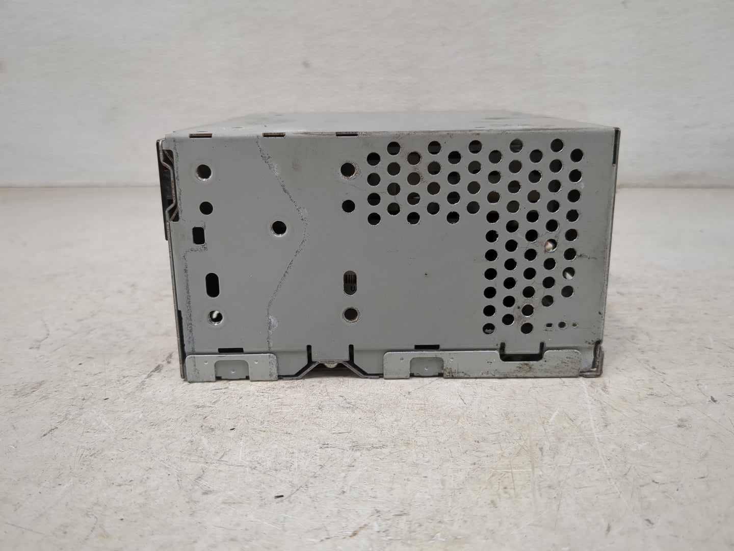 2015 Ford Explorer Radio AM FM Cd Player Receiver Replacement P/N:PU-3860S-A S6YKB Fits OEM Used Auto Parts - Oemusedautopar