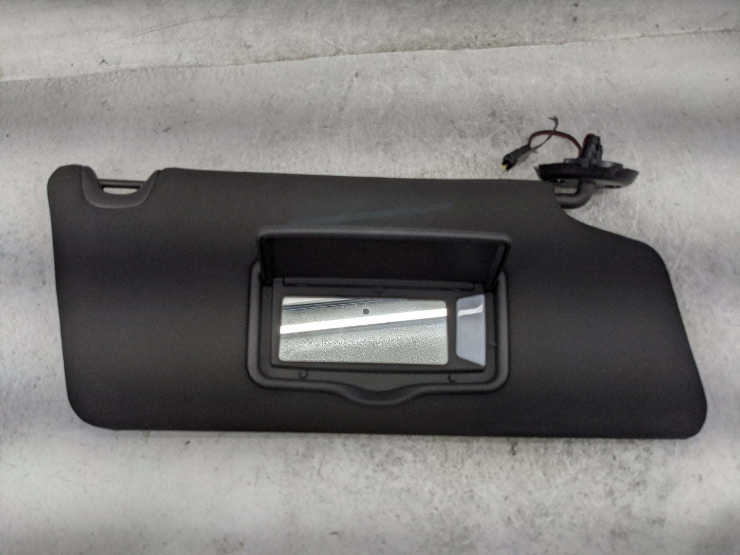 2011-2015 Ford Explorer Sun Visor Shade Replacement Passenger Right Mirror Fits Fits 2011 2012 2013 2014 2015 OEM Used Auto 