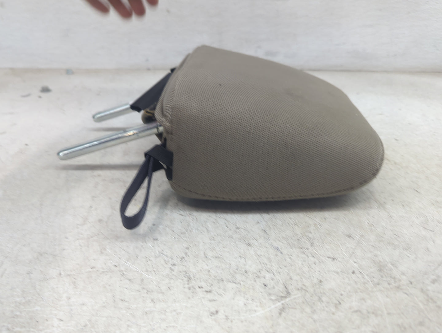 2015 Ford Explorer Headrest Head Rest Rear Center Seat Fits OEM Used Auto Parts - Oemusedautoparts1.com