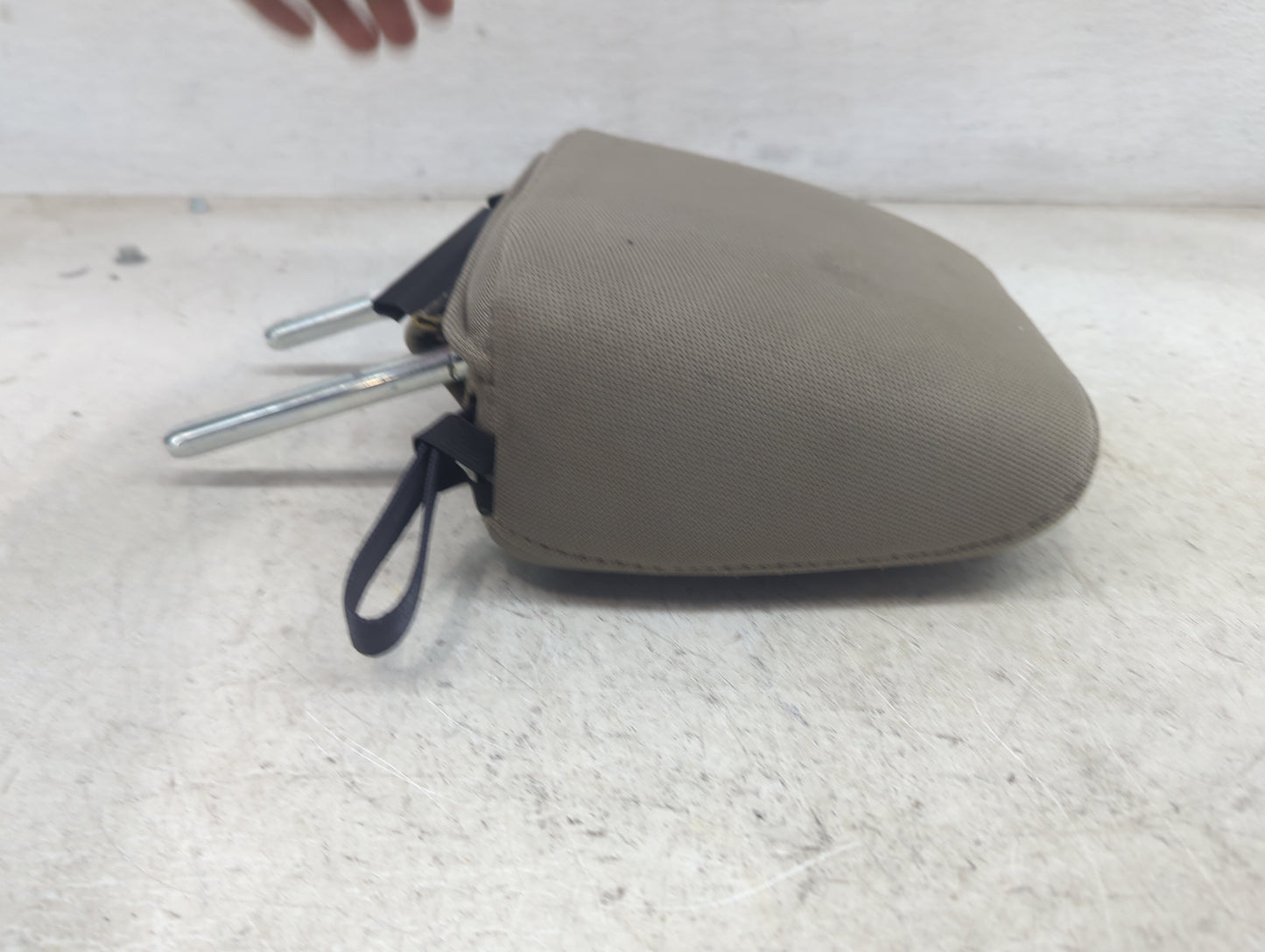 2015 Ford Explorer Headrest Head Rest Rear Center Seat Fits OEM Used Auto Parts - Oemusedautoparts1.com