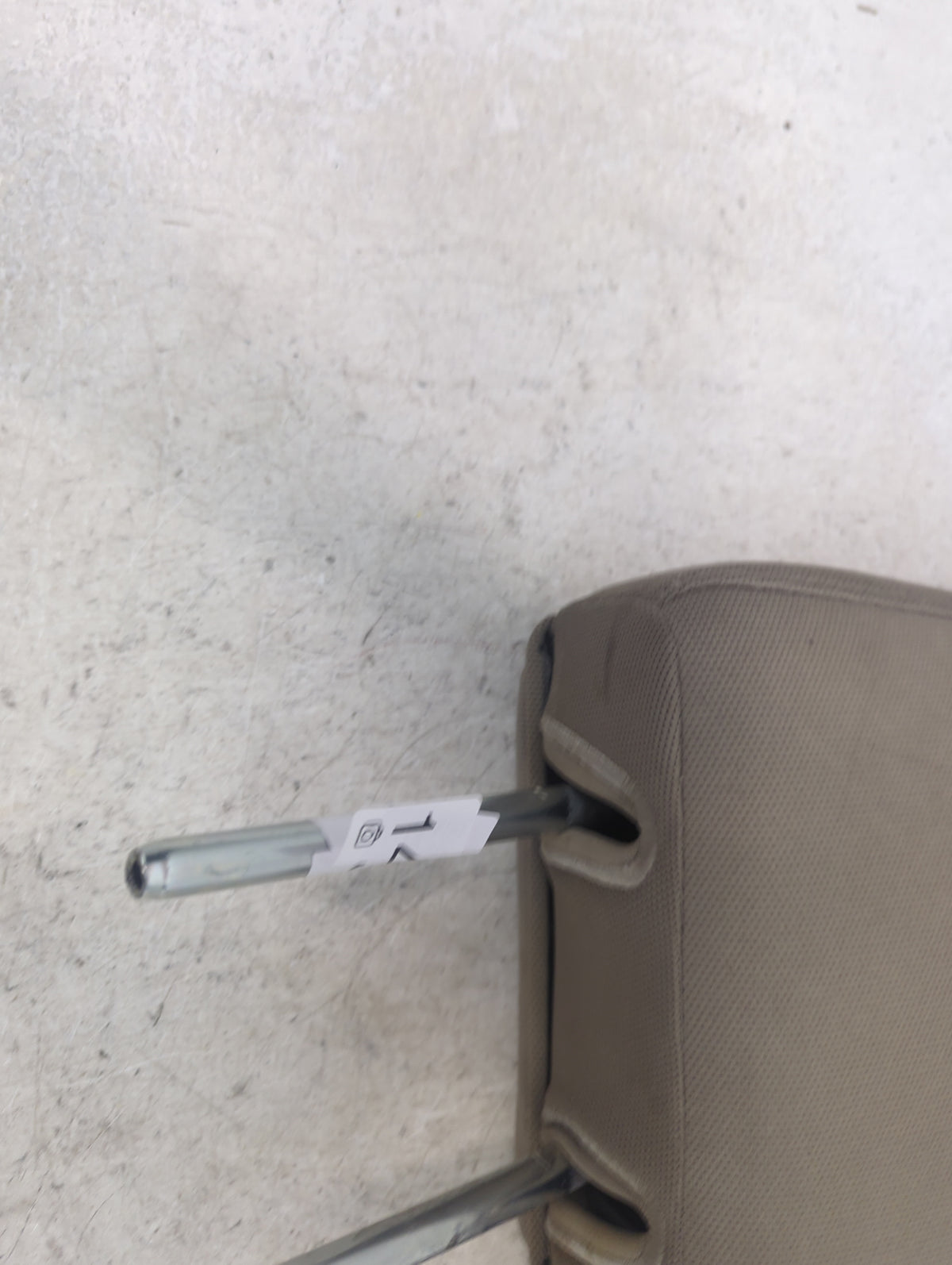 2015 Ford Explorer Headrest Head Rest Front Driver Seat Tan 1473045 - Oemusedautoparts1.com