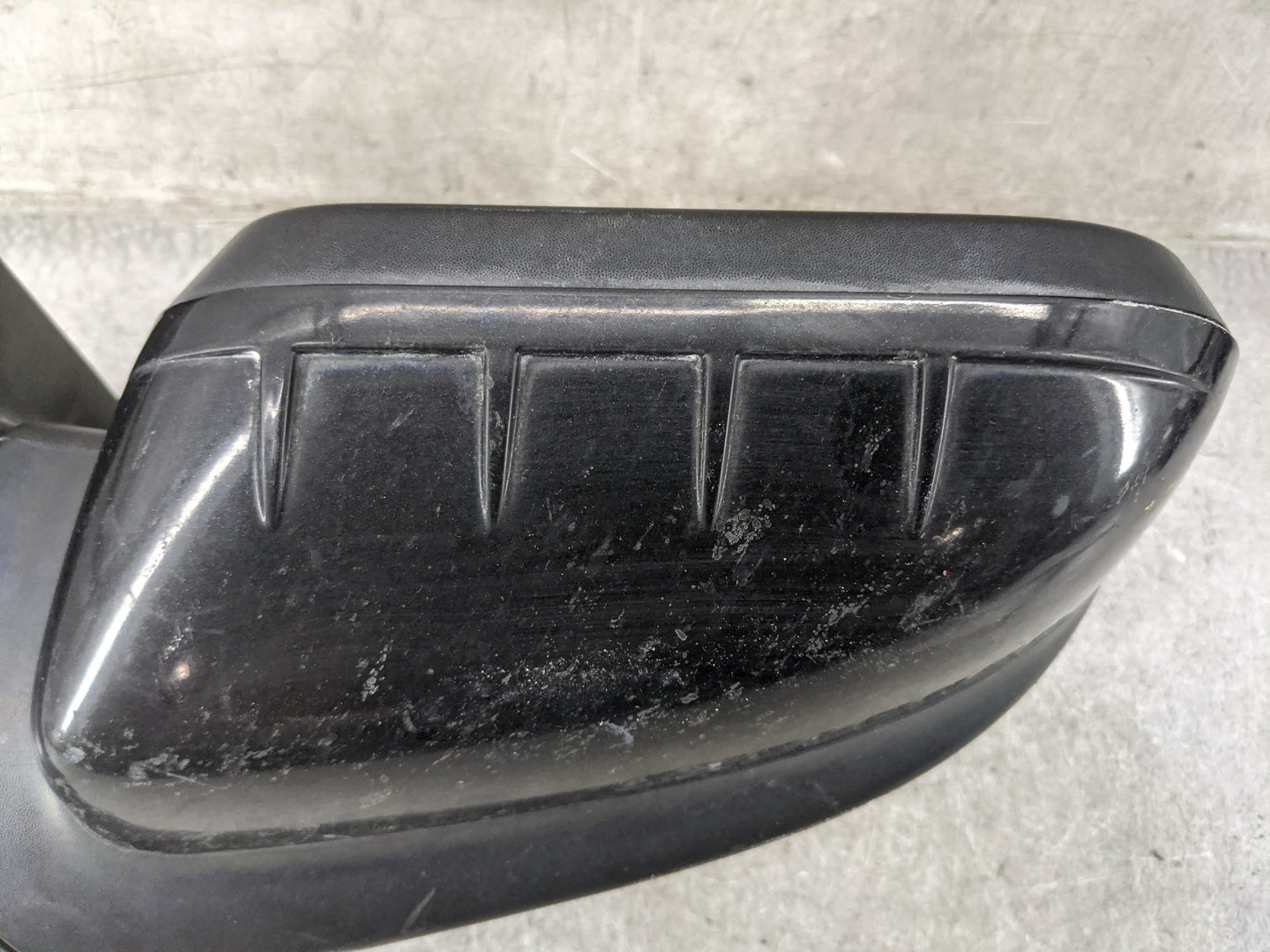 2011-2015 Ford Explorer Driver Side View Mirror - Left Door Mirror OEM Used - Oemusedautoparts1.com