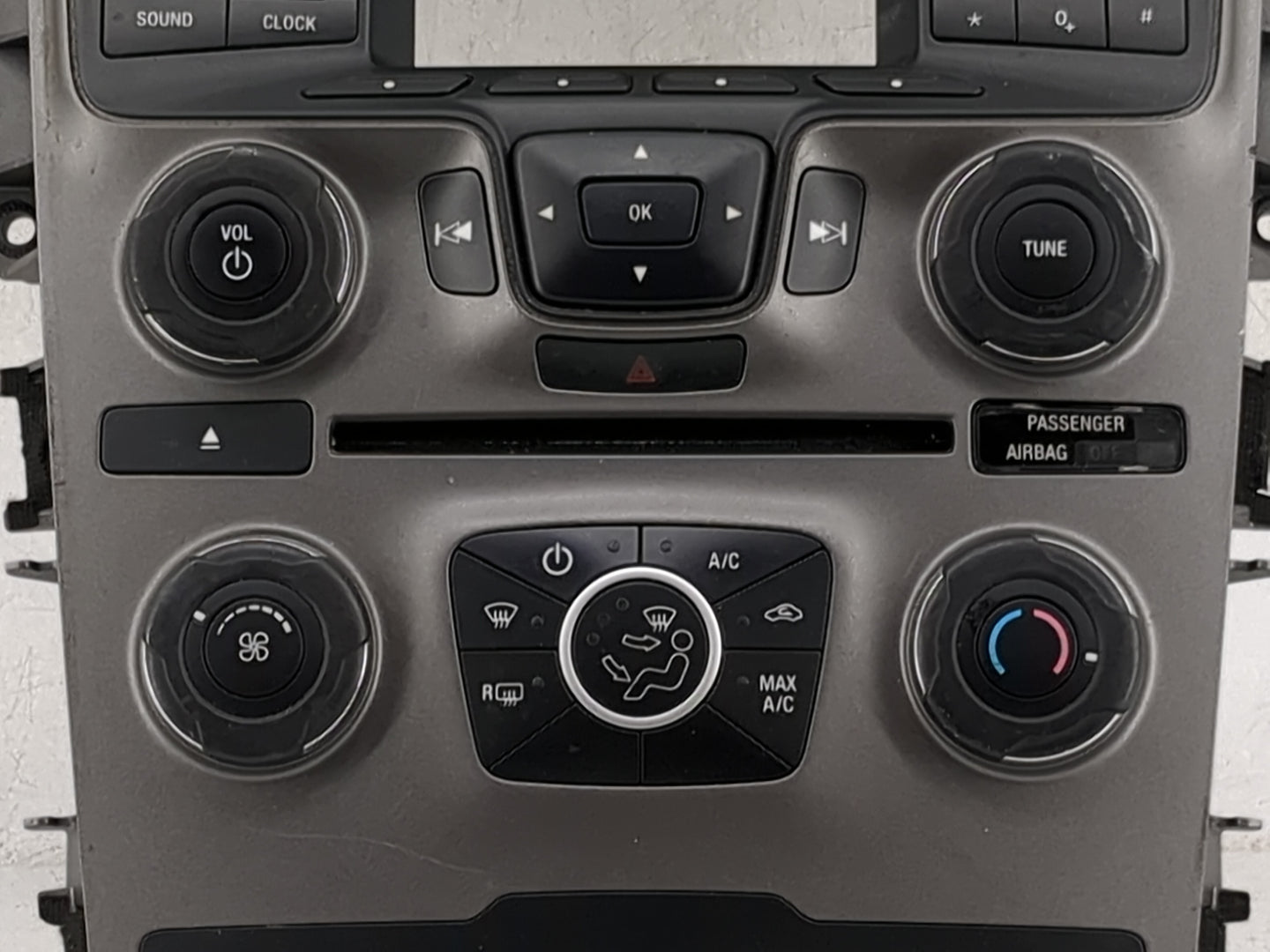2014-2015 Ford Explorer Radio Control Panel 1481625 - Oemusedautoparts1.com