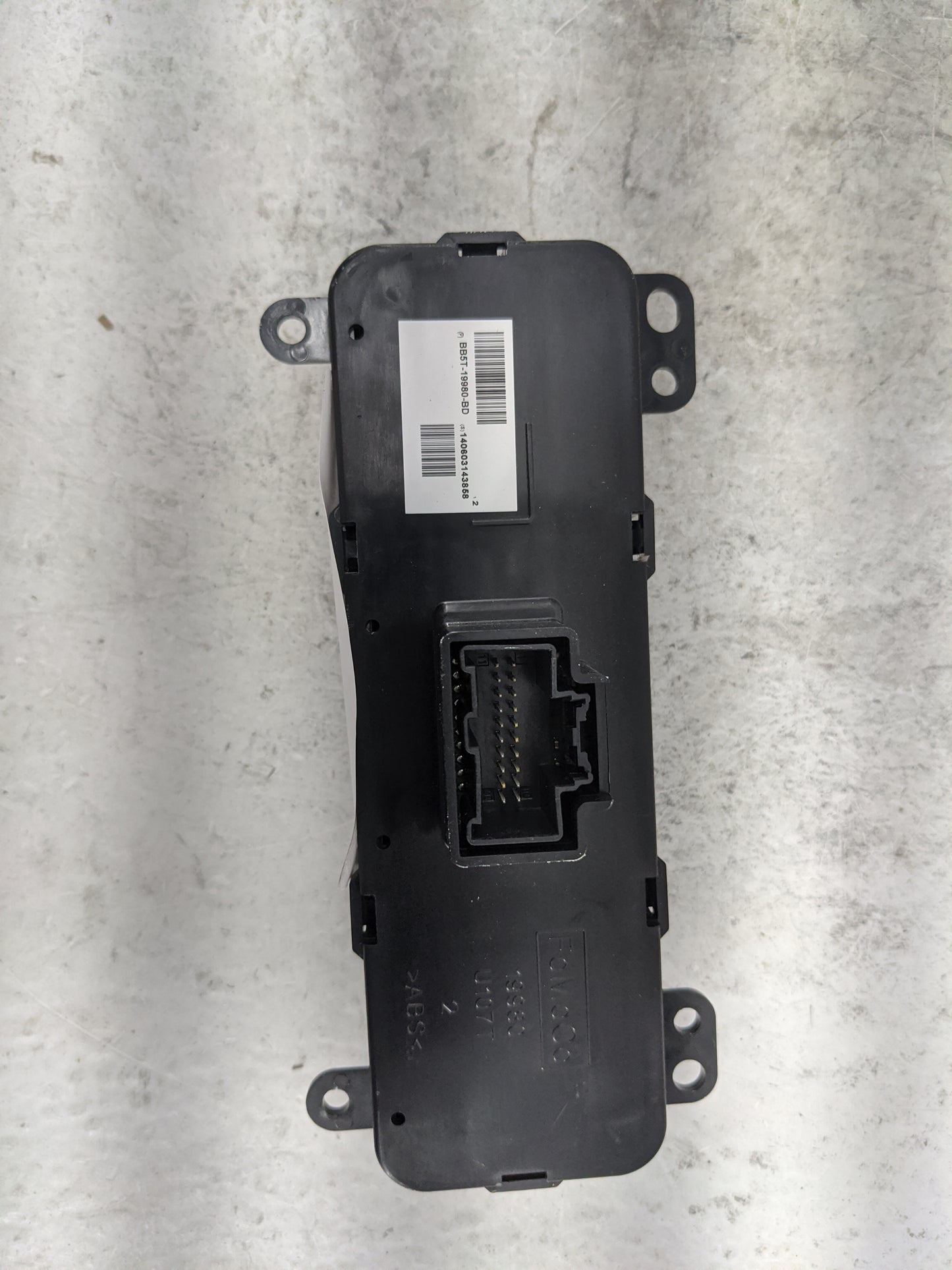 2015 Ford Explorer Climate Control Module Temperature AC/Heater Replacement P/N:BB5T-19980-BD Fits OEM Used Auto Parts - Oem