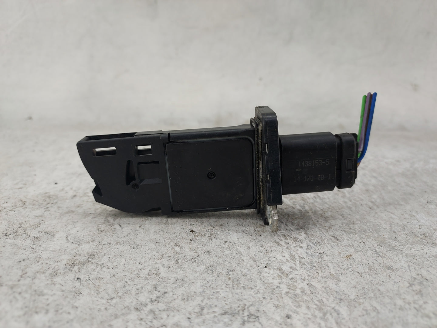 2013-2015 Ford Explorer Mass Air Flow Meter Maf 1485784 - Oemusedautoparts1.com