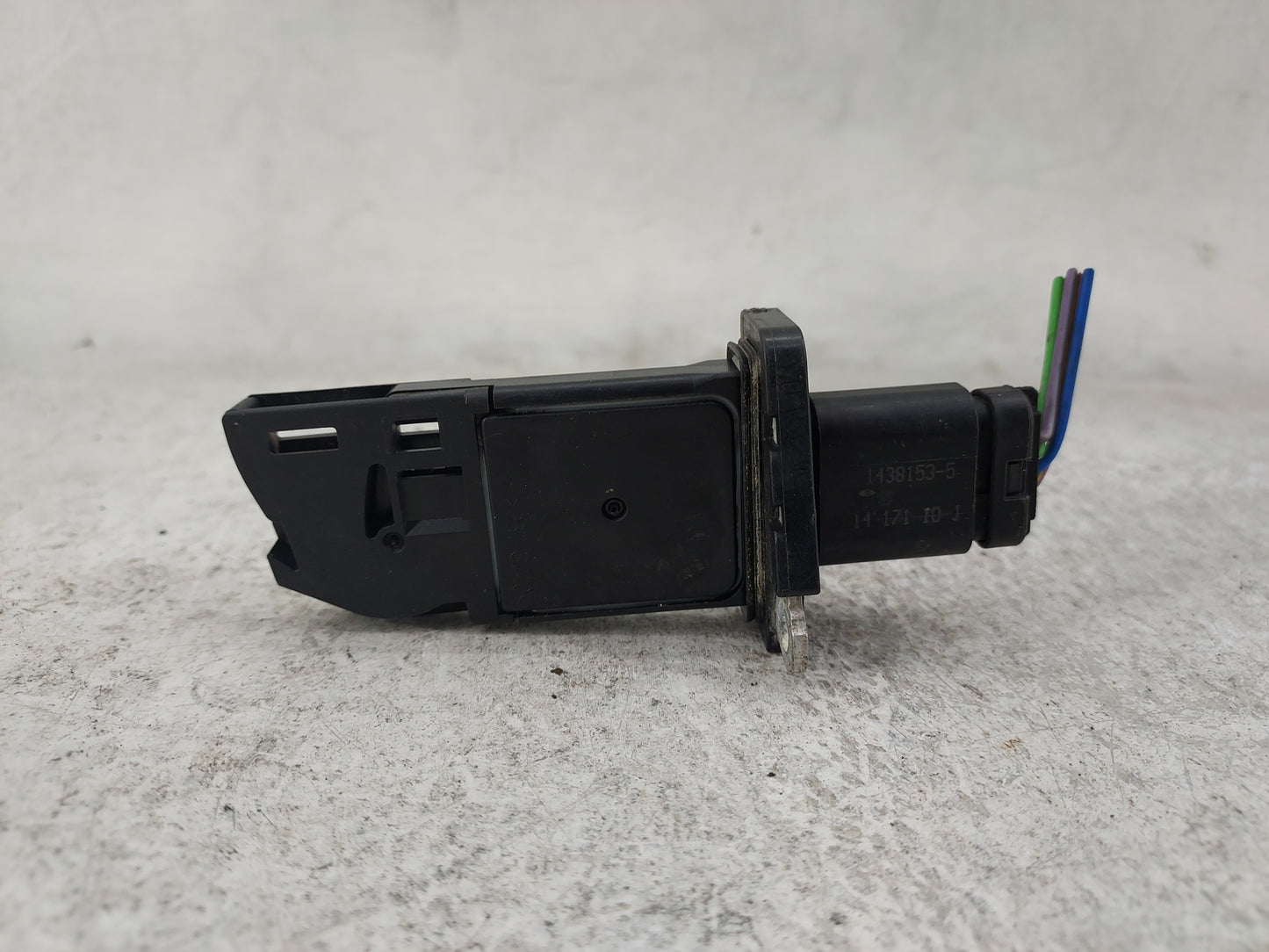 2013-2015 Ford Explorer Mass Air Flow Meter Maf 1485784 - Oemusedautoparts1.com