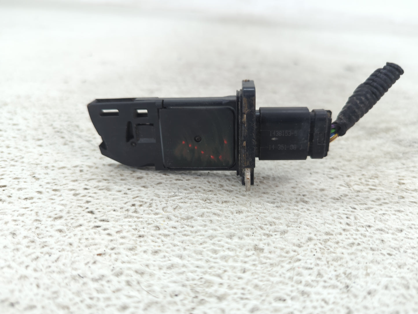2013-2015 Ford Explorer Mass Air Flow Meter Maf 1487605 - Oemusedautoparts1.com