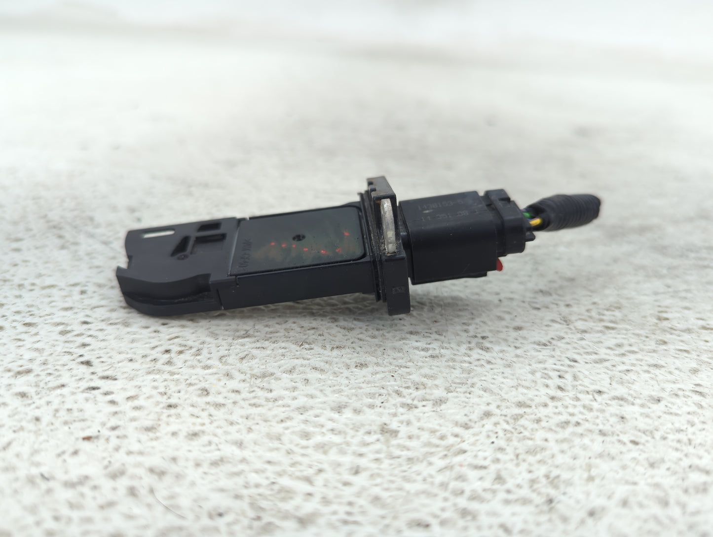 2013-2015 Ford Explorer Mass Air Flow Meter Maf 1487605 - Oemusedautoparts1.com
