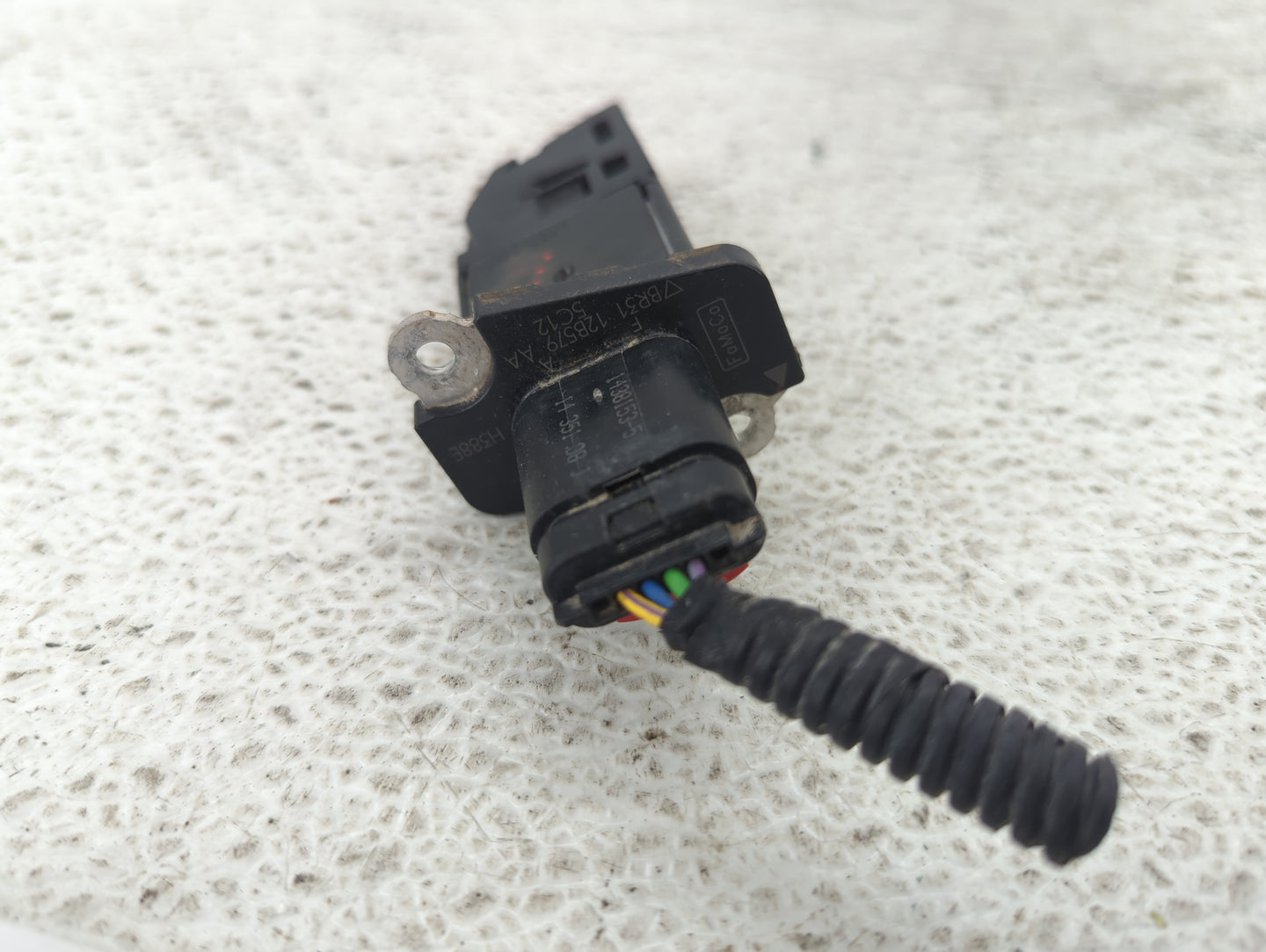 2013-2015 Ford Explorer Mass Air Flow Meter Maf 1487605 - Oemusedautoparts1.com