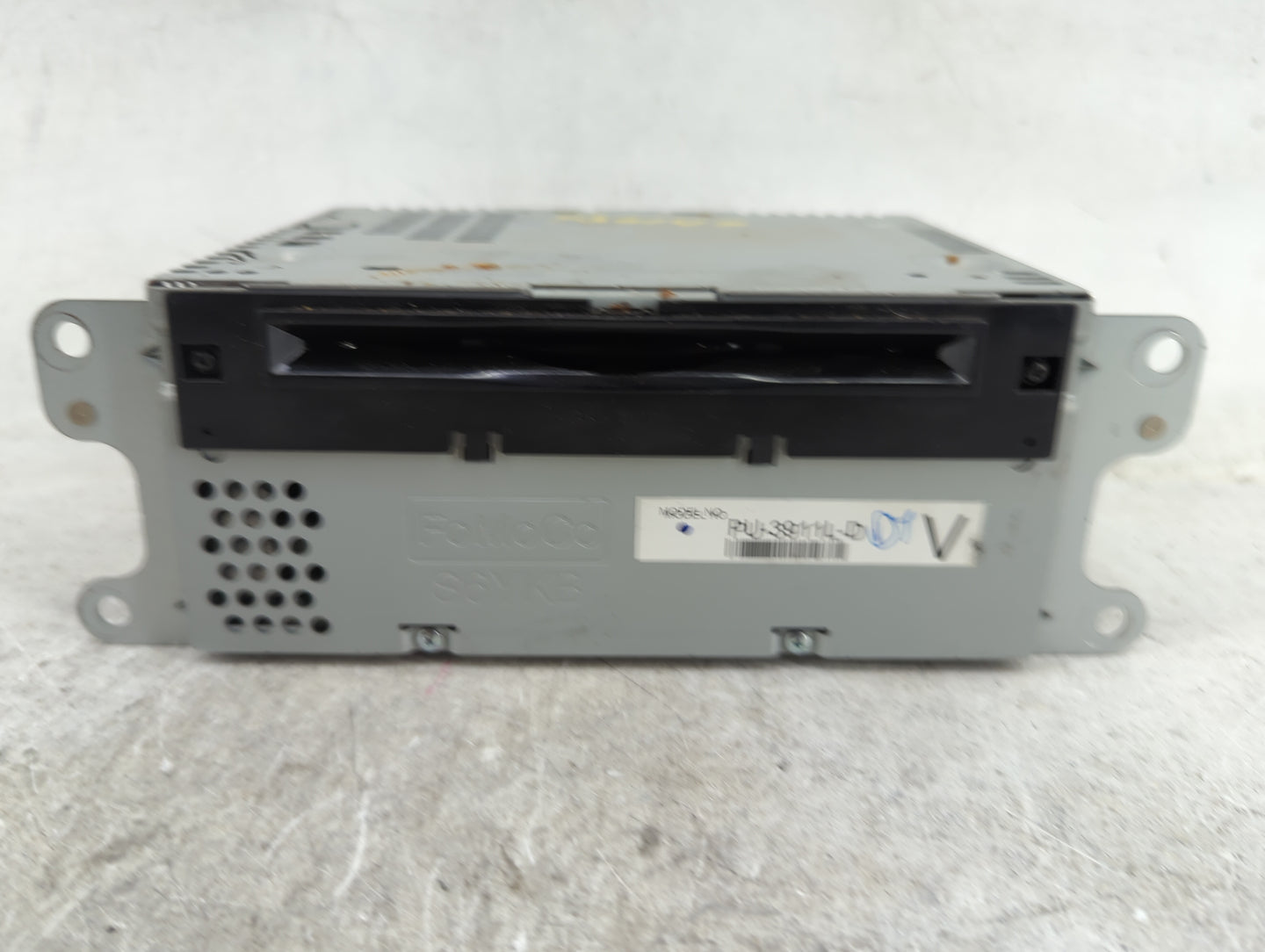2015 Ford Explorer Radio AM FM Cd Player Receiver Replacement P/N:PU-3911L-D EB5T19C107JB, 276-1532-41 Fits OEM Used Auto Pa