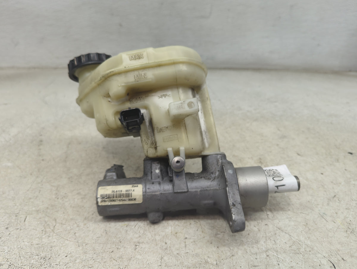 Ford Explorer Brake Master Cylinder 1498710 - Oemusedautoparts1.com