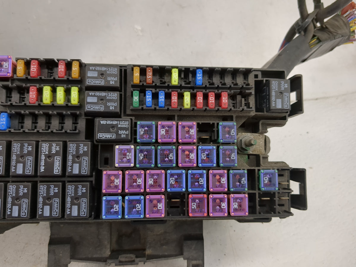 2014-2015 Ford Explorer Fusebox Fuse Box Panel Relay Module P/N:BT4T-14A003-AA 8T2T-CA, 8T2T-14B192-AA Fits Fits 2014 2015 O