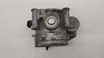 2011-2019 Ford Explorer Throttle Body P/N:AT4E-EL AT4E-EH, AT4E-ED, AT4E-EF Fits Fits 2011 2012 2013 2014 2015 2016 2017 2018 2019 OEM Used Auto Parts