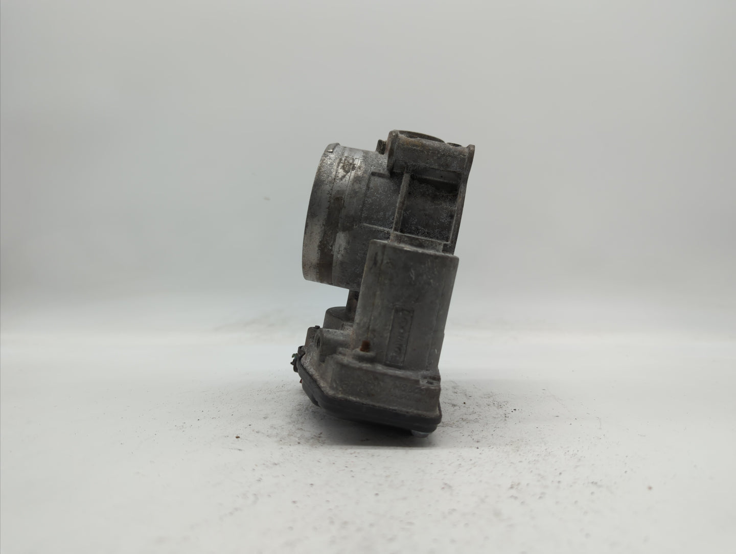 2011-2019 Ford Explorer Throttle Body P/N:AT4E-9F991-EJ AT4E-9F991-EH Fits Fits 2011 2012 2013 2014 2015 2016 2017 2018 2019