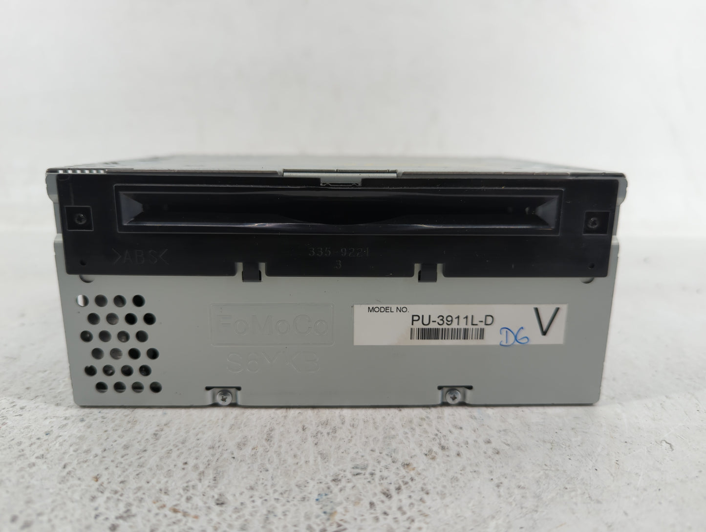 2014-2015 Ford Explorer Am Fm Cd Player Radio Receiver - Oemusedautoparts1.com
