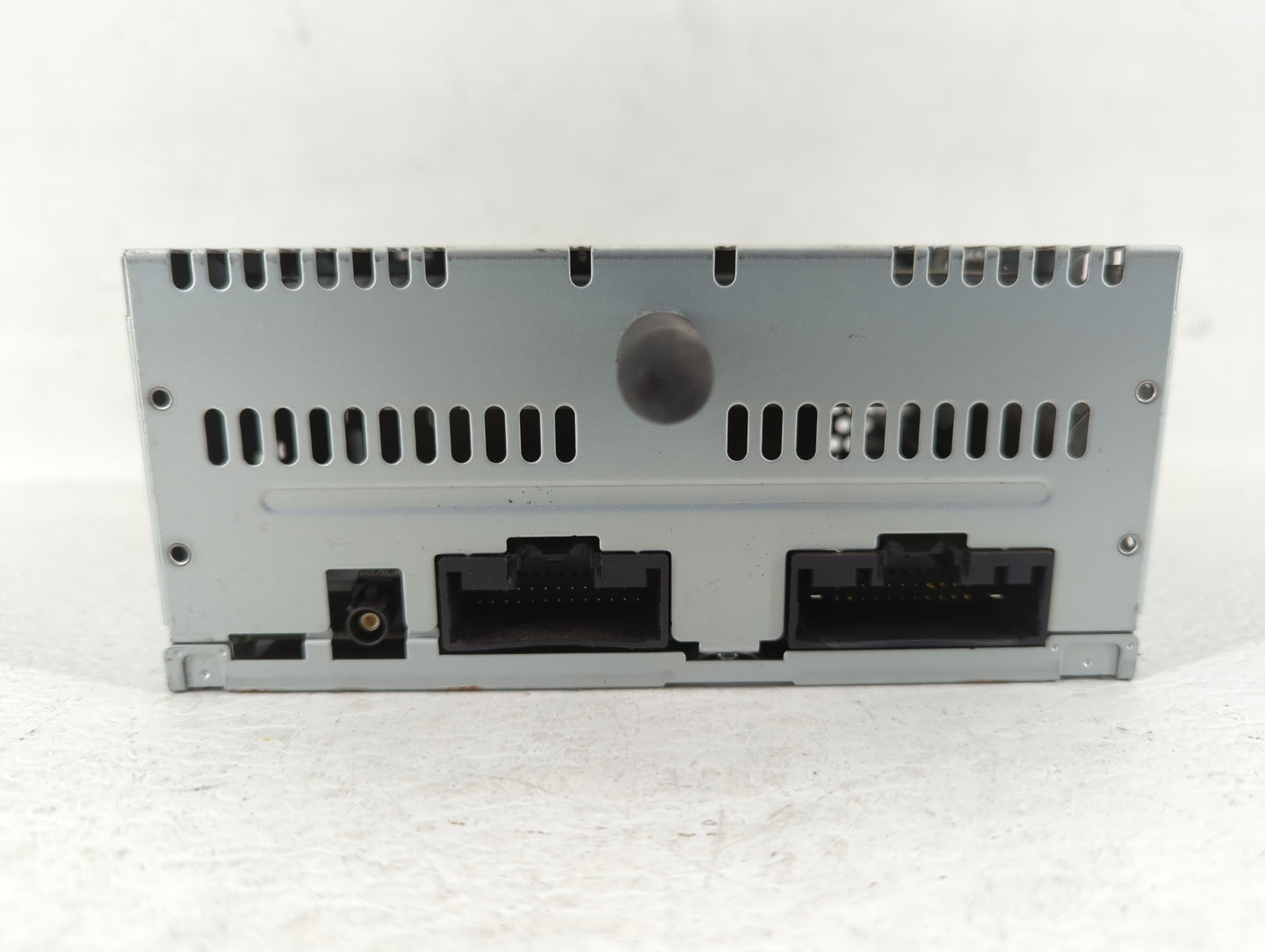 2015 Ford Explorer Radio AM FM Cd Player Receiver Replacement P/N:EB5T-19C107-GB Fits OEM Used Auto Parts - Oemusedautoparts