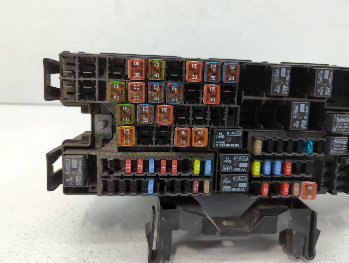 2014-2015 Ford Explorer Fusebox Fuse Box Panel Relay Module P/N:BT4T-14A003-AA Fits Fits 2014 2015 OEM Used Auto Parts - Oem