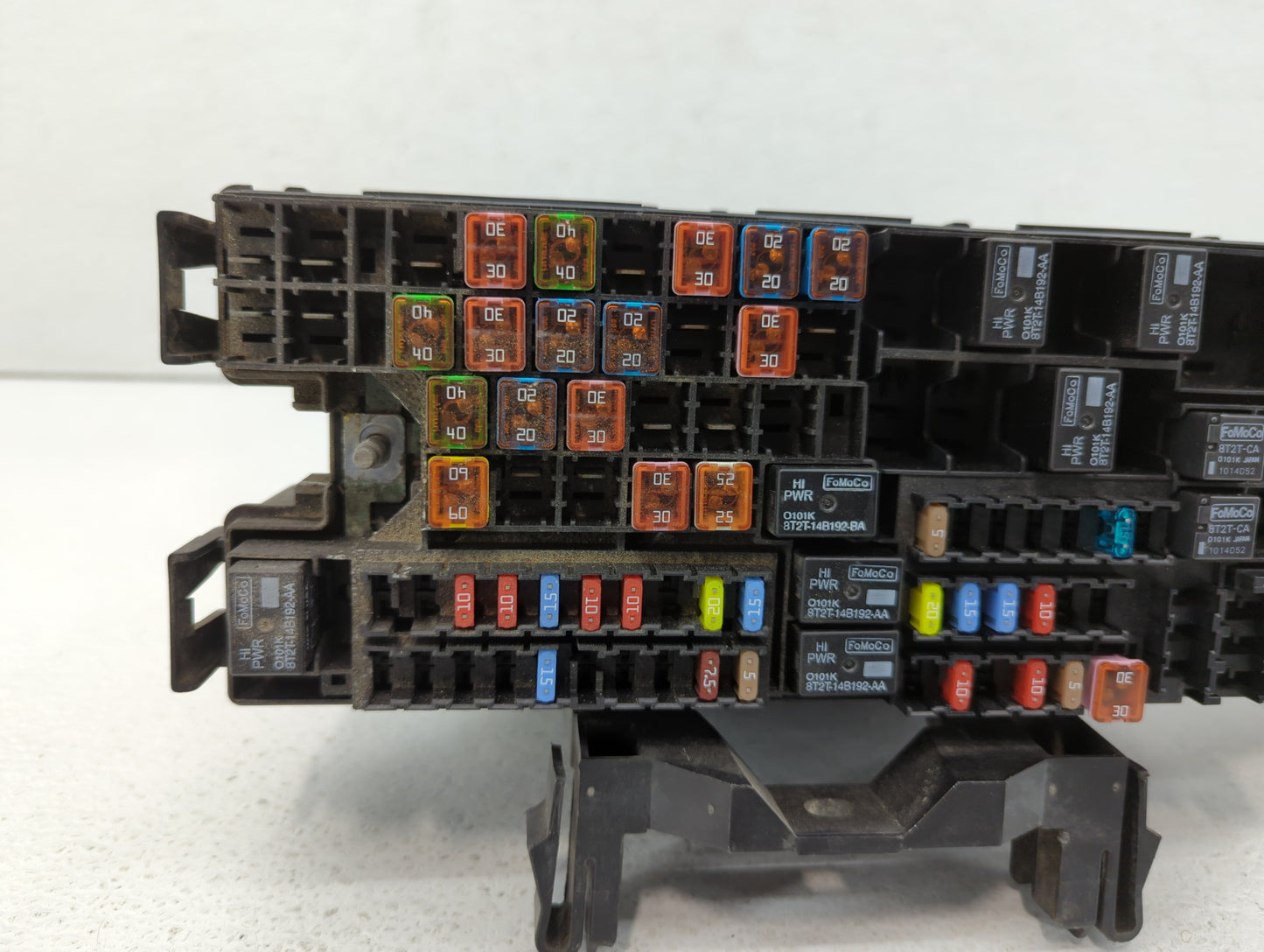 2014-2015 Ford Explorer Fusebox Fuse Box Panel Relay Module P/N:BT4T-14A003-AA Fits Fits 2014 2015 OEM Used Auto Parts - Oem