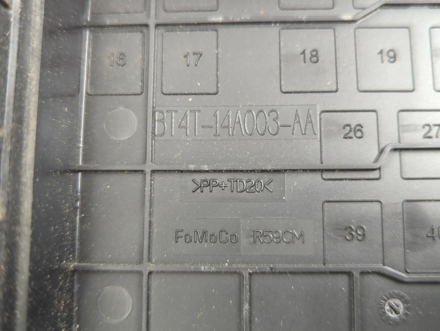 2014-2015 Ford Explorer Fusebox Fuse Box Panel Relay Module P/N:BT4T-14A003-AA Fits Fits 2014 2015 OEM Used Auto Parts - Oem