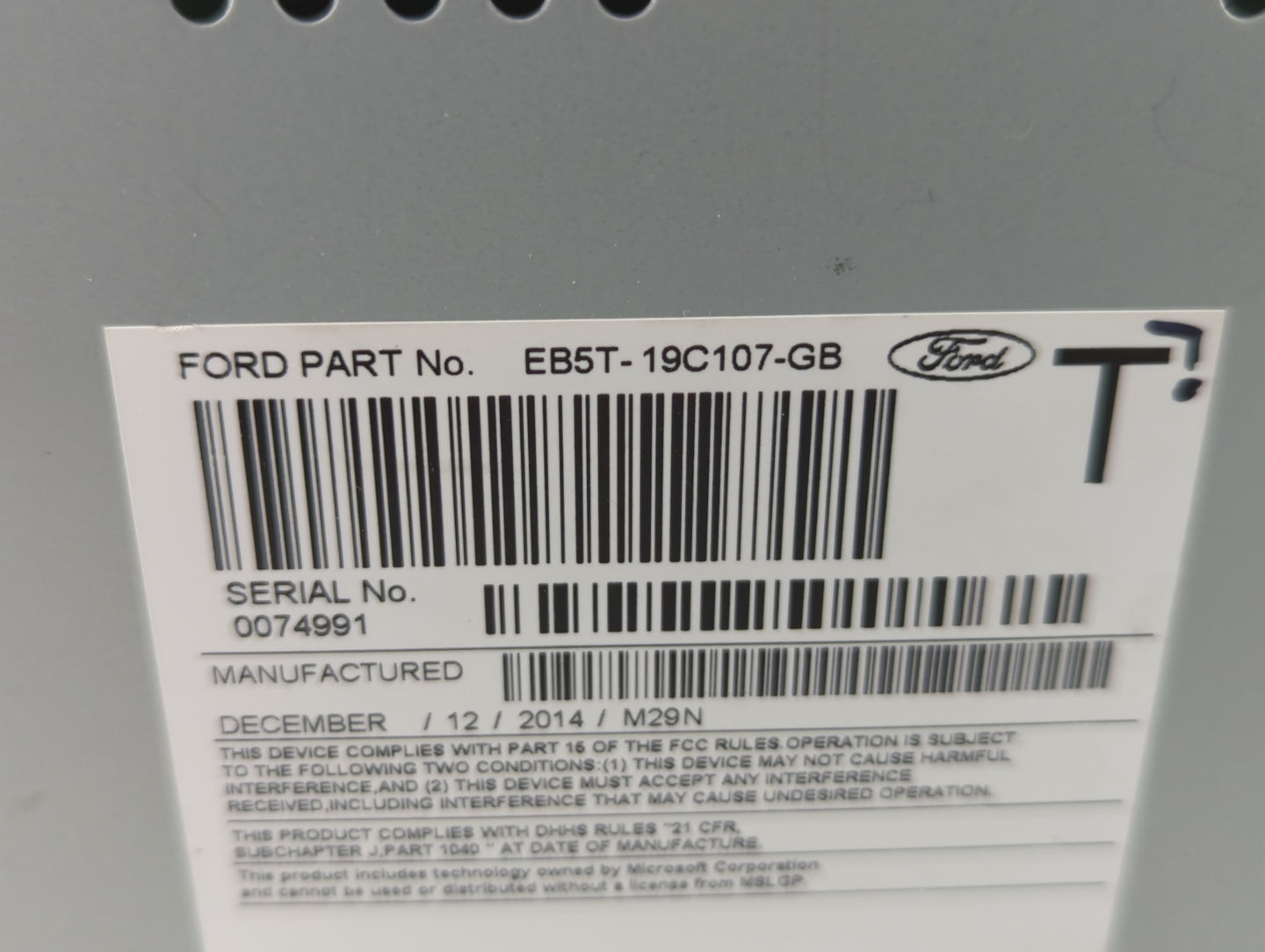 2015-2015 Ford Explorer Am Fm Cd Player Radio Receiver - Oemusedautoparts1.com