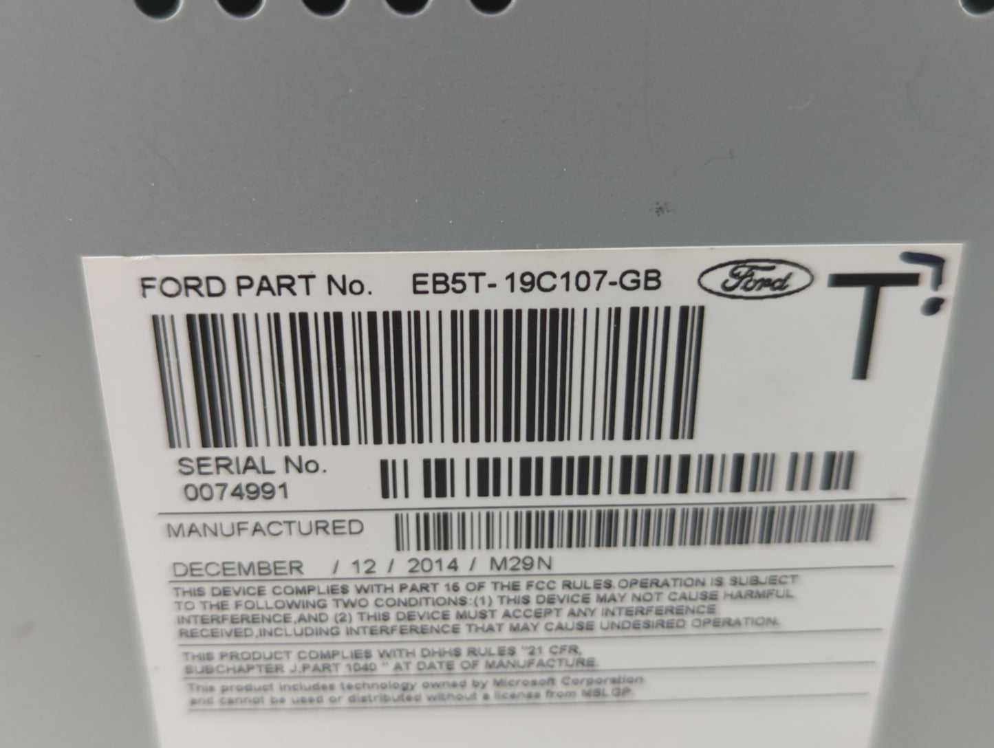 2015-2015 Ford Explorer Am Fm Cd Player Radio Receiver - Oemusedautoparts1.com