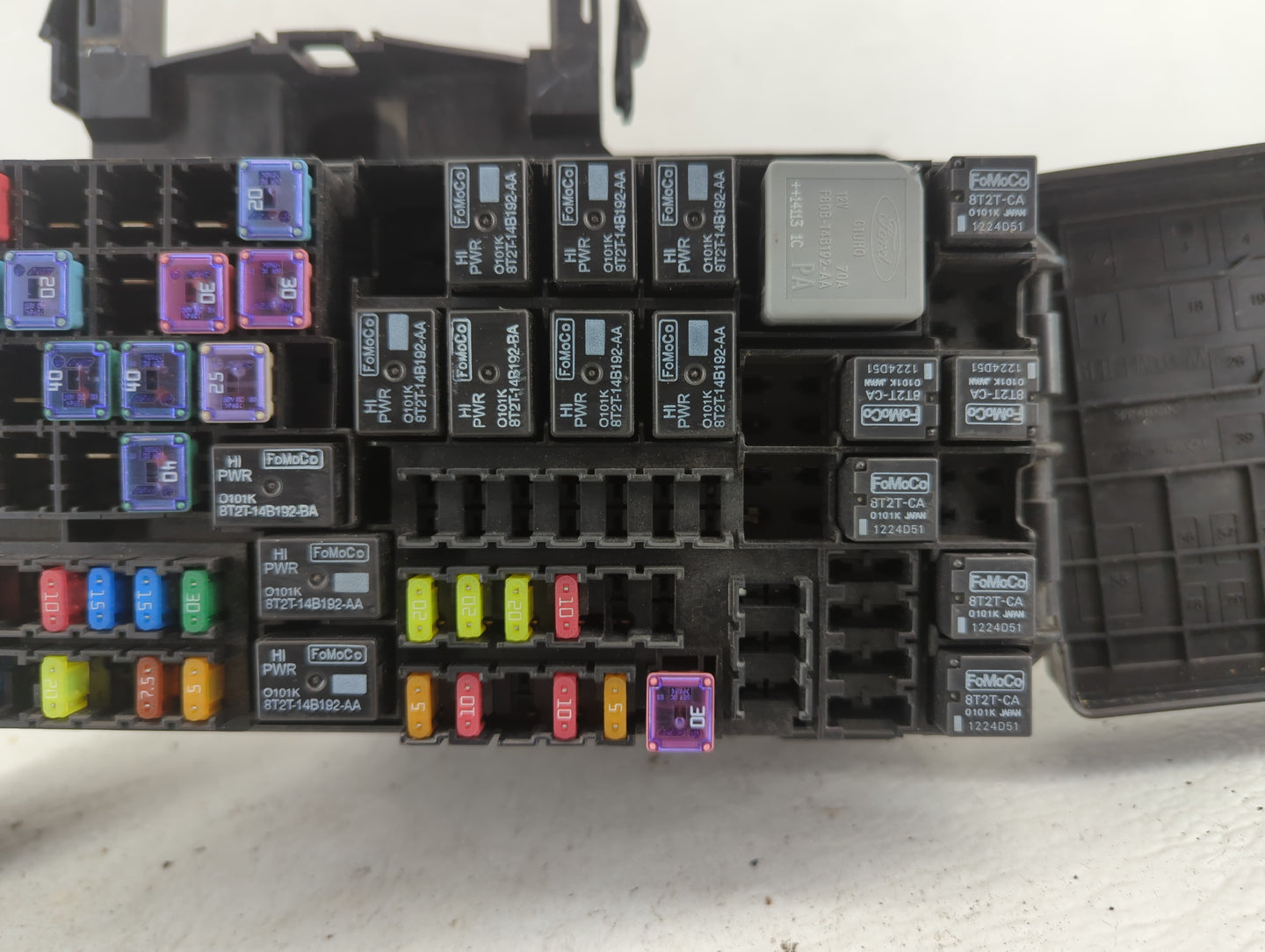 2014-2015 Ford Explorer Fusebox Fuse Box Panel Relay Module P/N:BT4T-14A003-AA Fits Fits 2014 2015 OEM Used Auto Parts - Oem