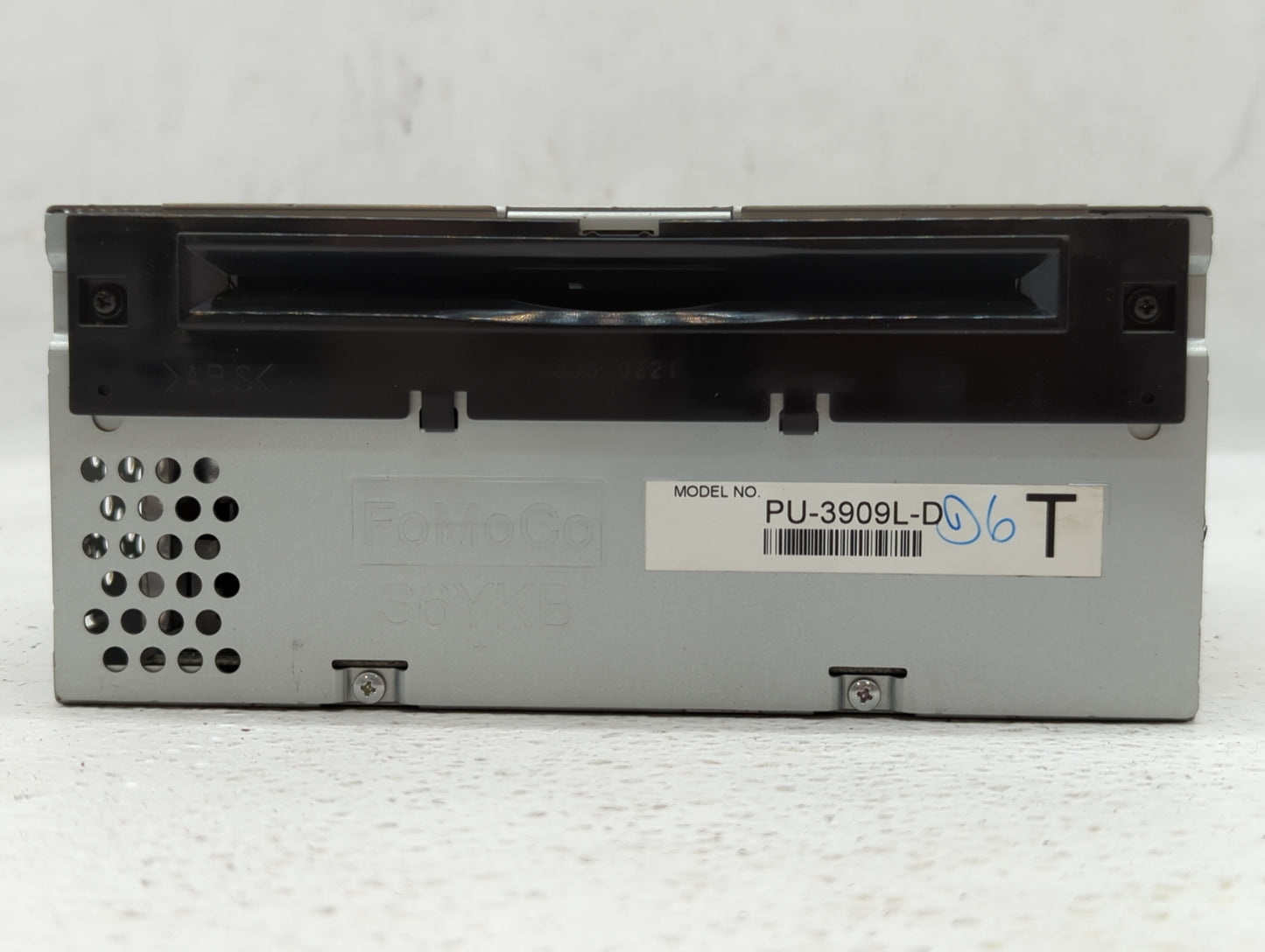 2014-2015 Ford Explorer Radio AM FM Cd Player Receiver Replacement P/N:EB5T-19C107-GA Fits Fits 2014 2015 OEM Used Auto Part