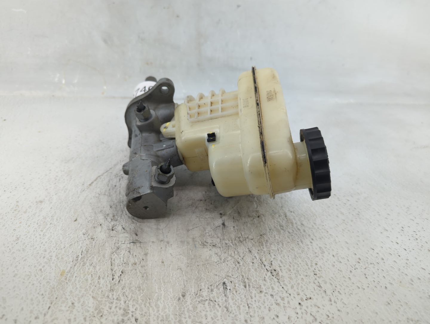 Ford Explorer Brake Master Cylinder - Oemusedautoparts1.com