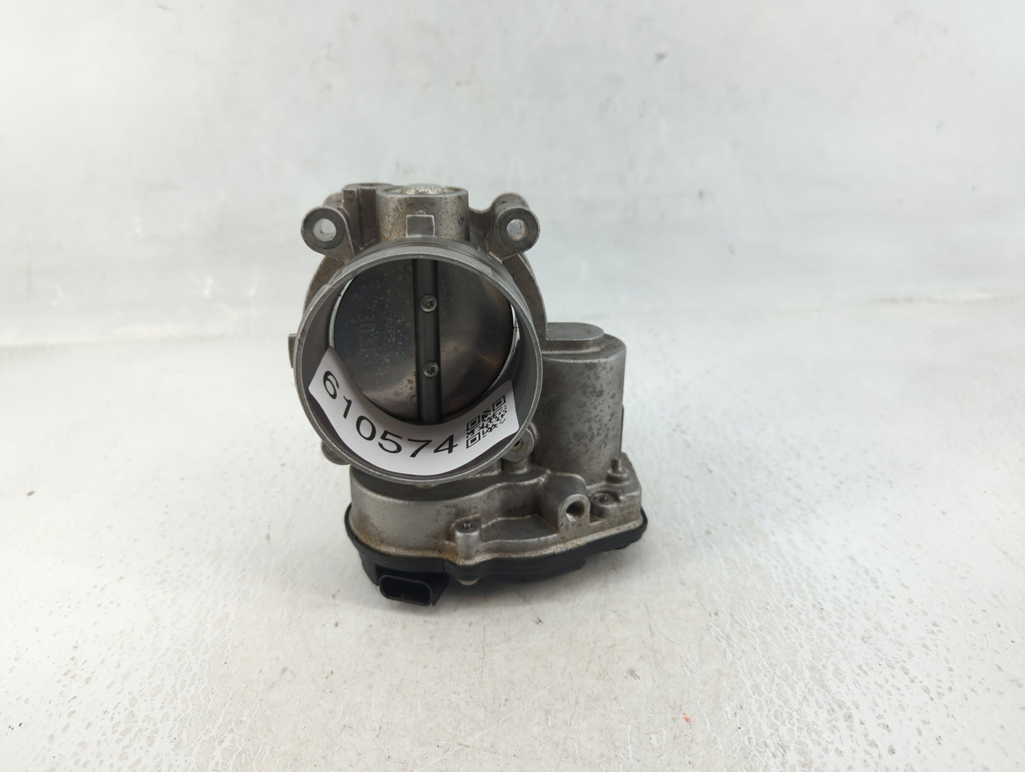2011-2019 Ford Explorer Throttle Body P/N:14132400179 Fits Fits 2011 2012 2013 2014 2015 2016 2017 2018 2019 OEM Used Auto P