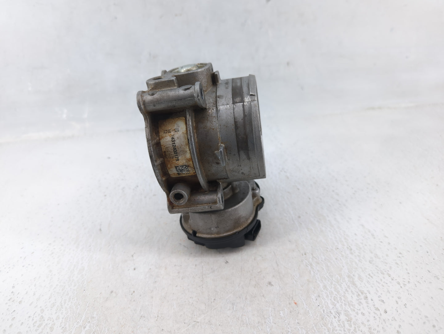 2011-2019 Ford Explorer Throttle Body P/N:14132400179 Fits Fits 2011 2012 2013 2014 2015 2016 2017 2018 2019 OEM Used Auto P