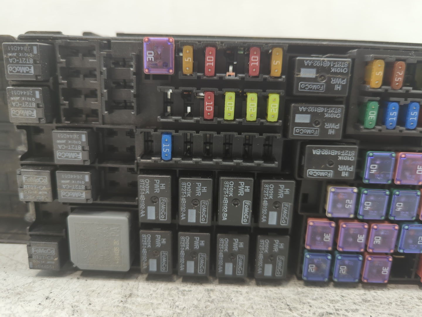 2014-2015 Ford Explorer Fusebox Fuse Box Panel Relay Module Fits Fits 2014 2015 OEM Used Auto Parts - Oemusedautoparts1.com