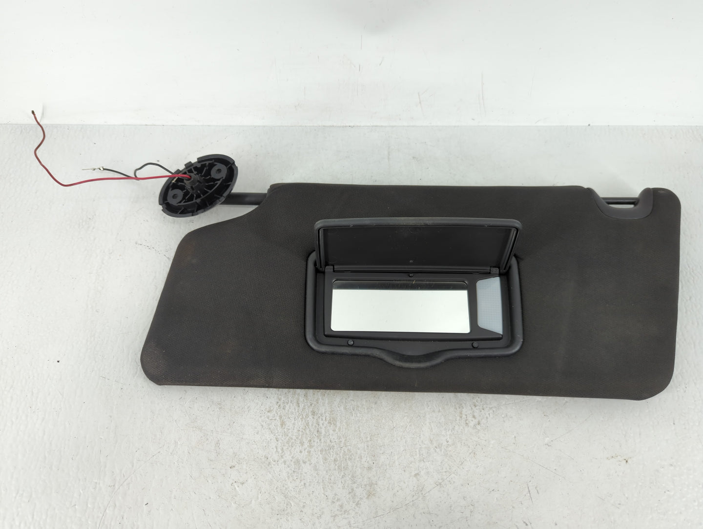 2011-2015 Ford Explorer Sun Visor Shade Replacement Driver Left Mirror Fits Fits 2011 2012 2013 2014 2015 OEM Used Auto Part