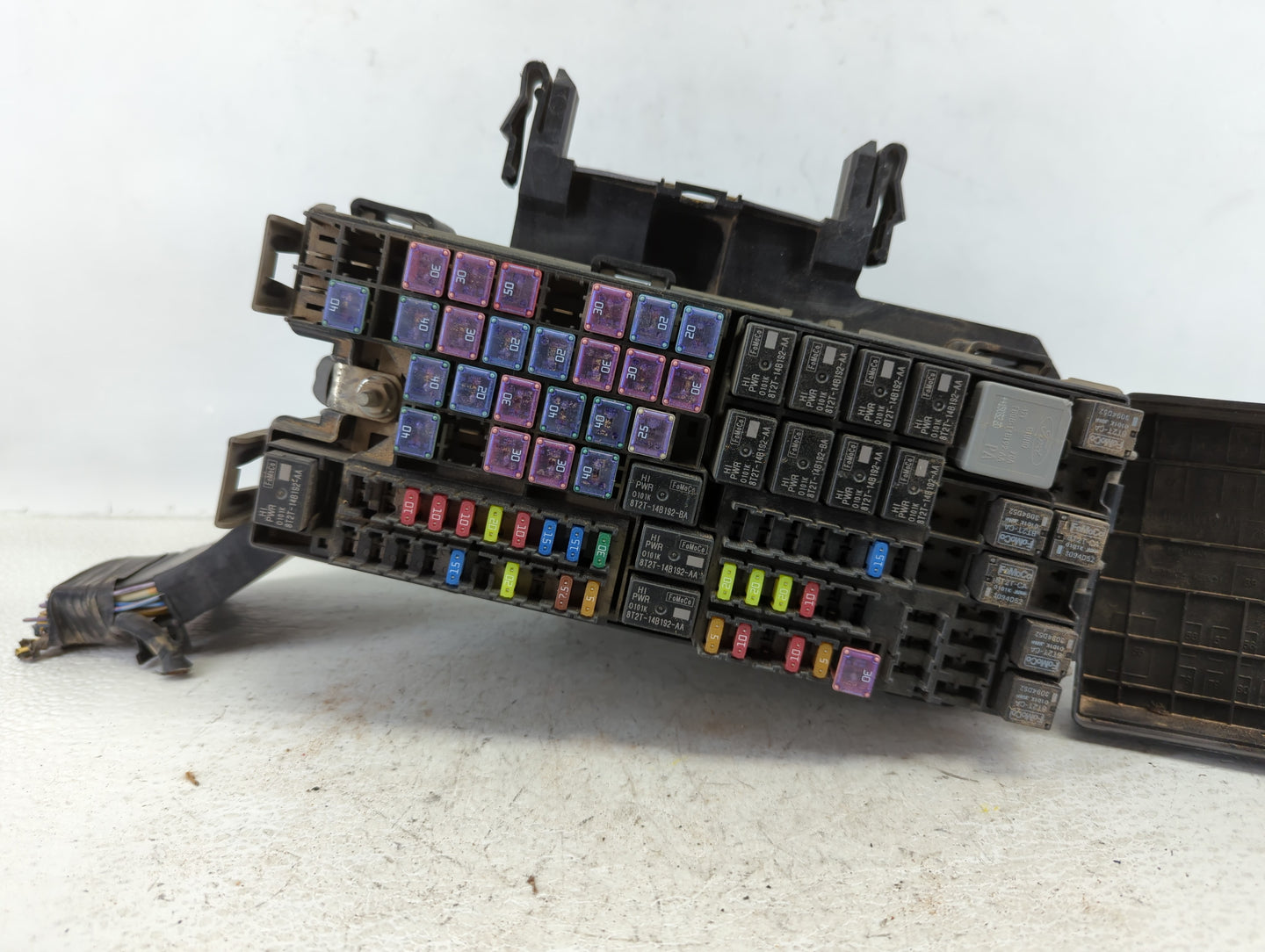 2014-2015 Ford Explorer Fusebox Fuse Box Panel Relay Module P/N:BT4T-14A003-AA Fits Fits 2014 2015 OEM Used Auto Parts - Oem