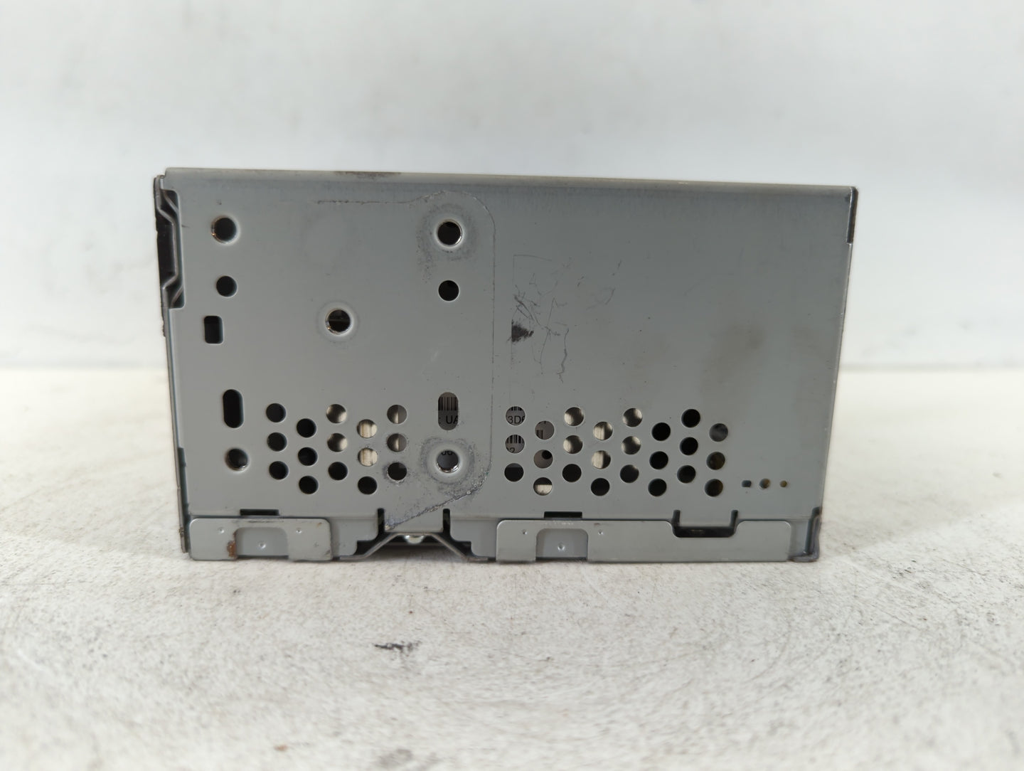 2015-2015 Ford Explorer Am Fm Cd Player Radio Receiver - Oemusedautoparts1.com