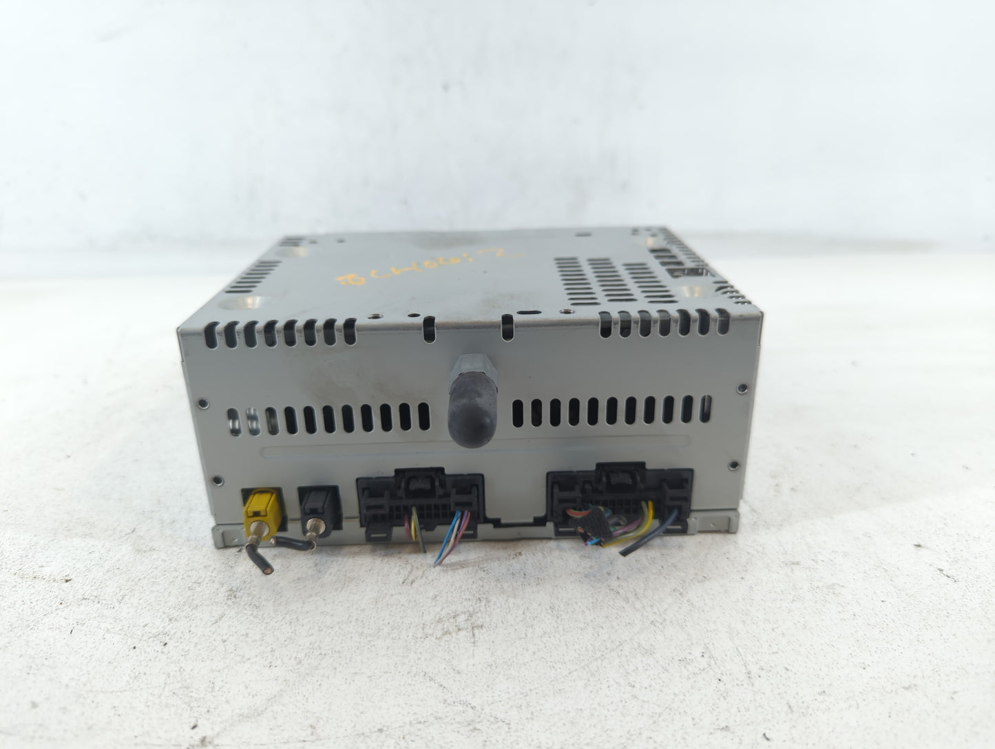 2015-2015 Ford Explorer Am Fm Cd Player Radio Receiver - Oemusedautoparts1.com