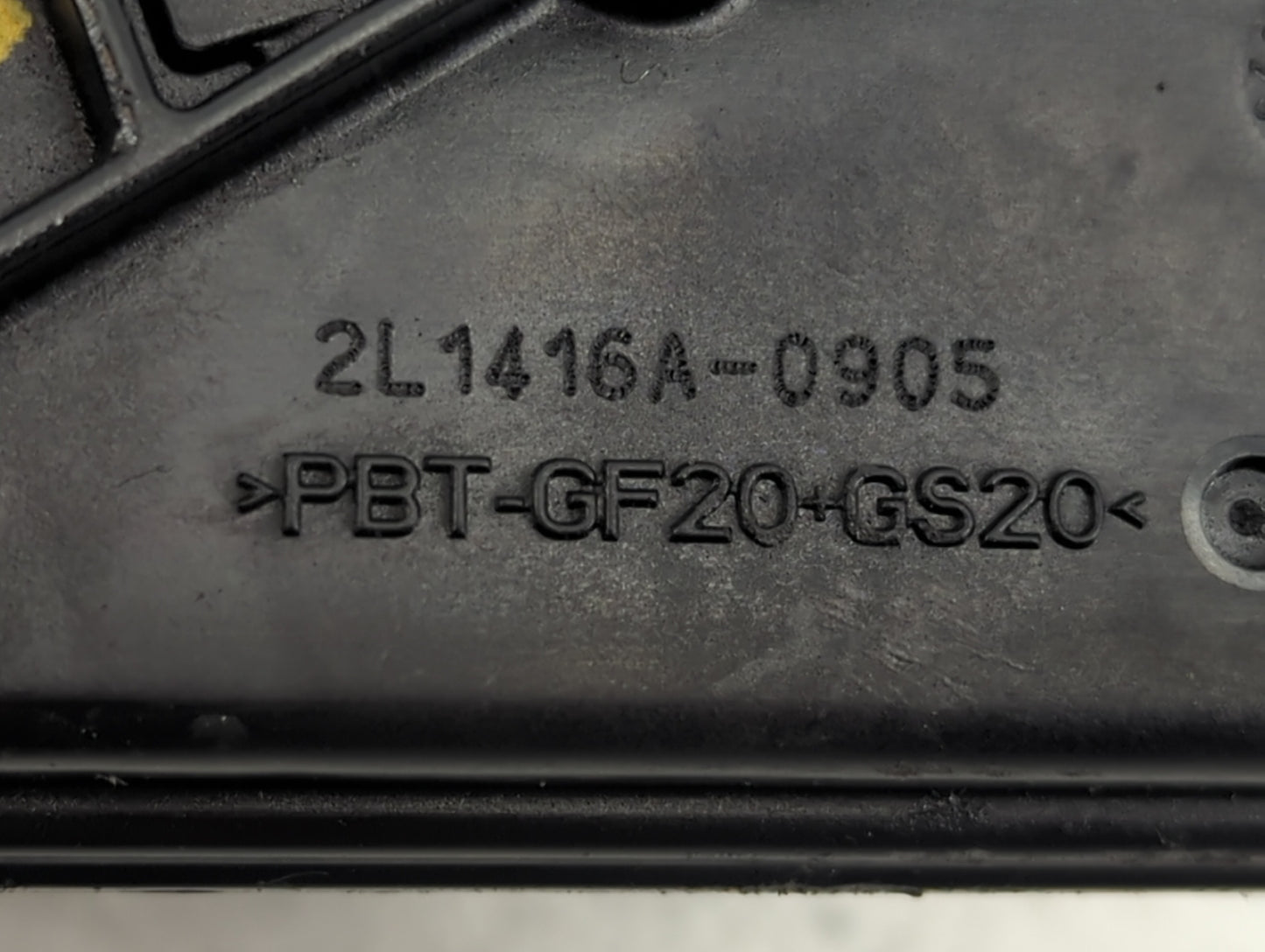 2011-2019 Ford Explorer Throttle Body P/N:2L1416A-0905 Fits Fits 2011 2012 2013 2014 2015 2016 2017 2018 2019 OEM Used Auto 
