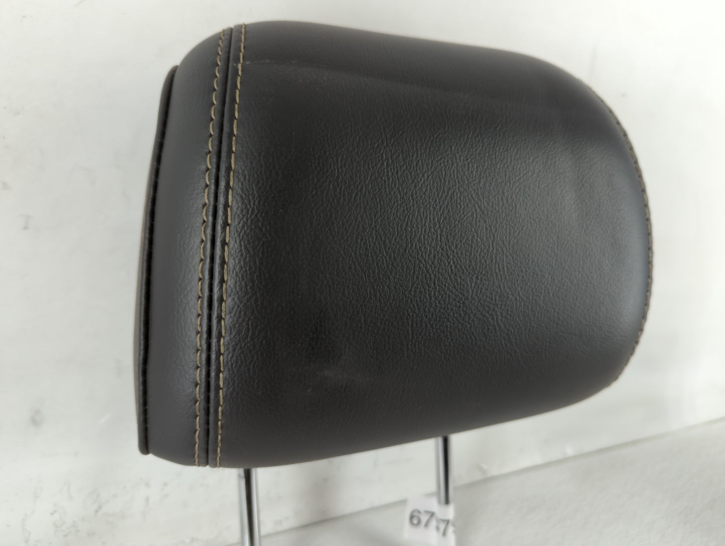 Ford Explorer Headrest Head Rest Front Driver Passenger Seat Black - Oemusedautoparts1.com