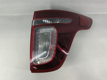 2015 Ford Explorer Tail Light Assembly Passenger Right OEM P/N:BB53-13404-C BB53-13B504-C, BB53-13B504-B, BB53-13404-B Fits 