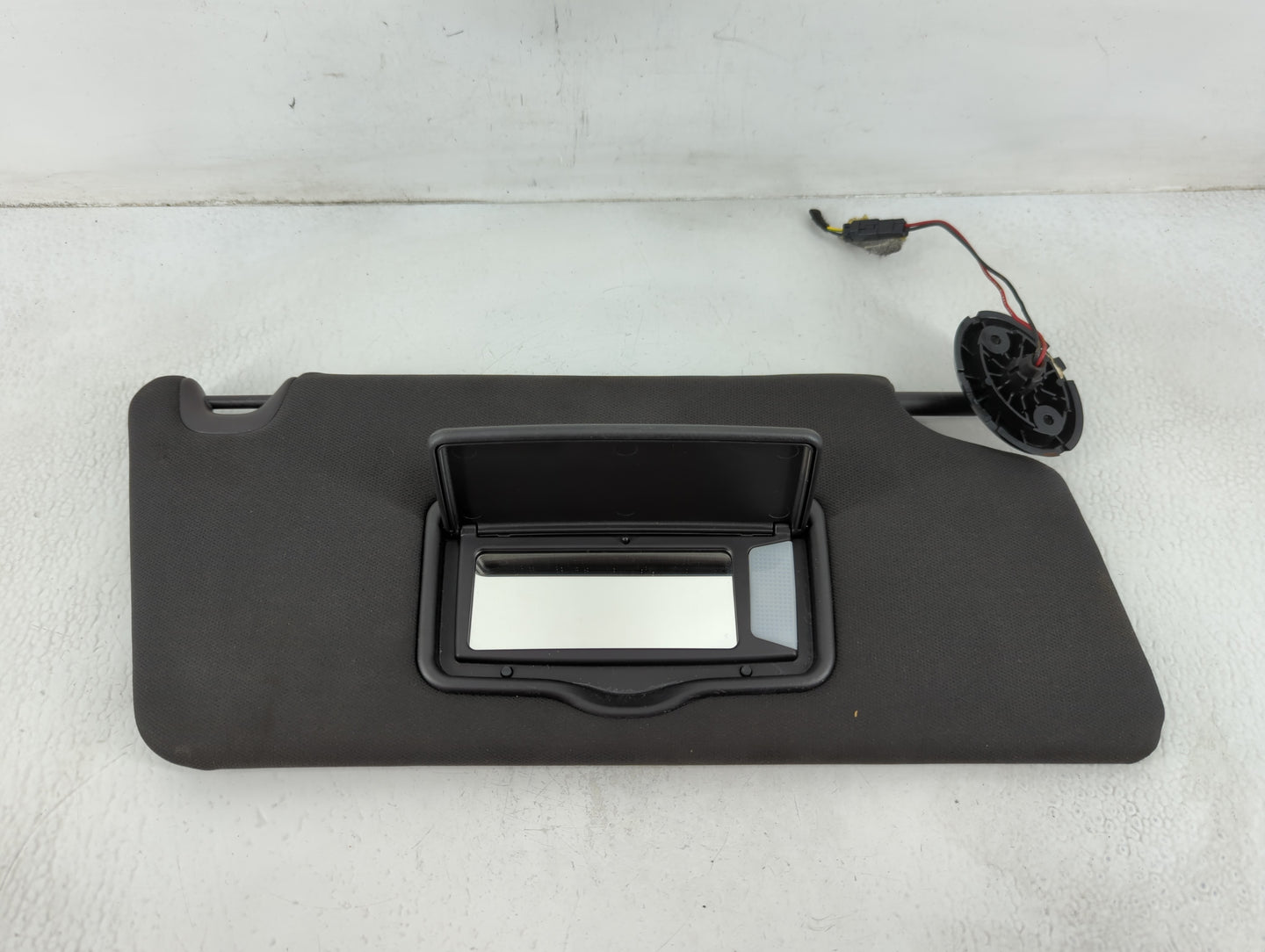 2011-2015 Ford Explorer Sun Visor Shade Replacement Passenger Right Mirror Fits Fits 2011 2012 2013 2014 2015 OEM Used Auto 