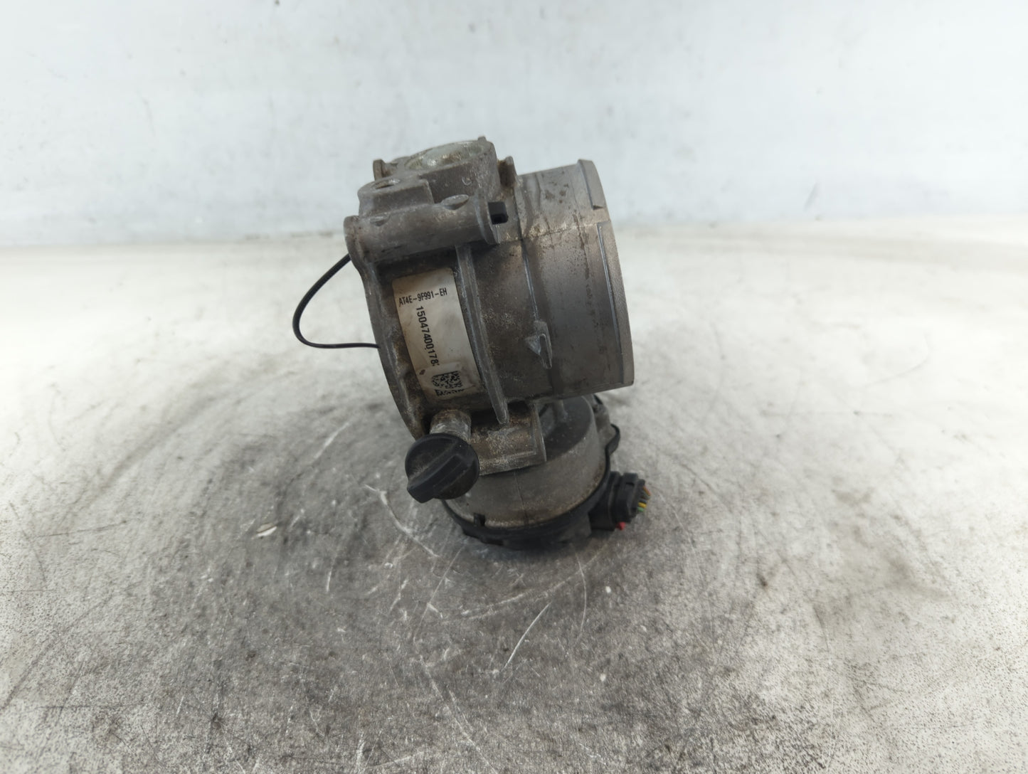 2011-2019 Ford Explorer Throttle Body P/N:AT4E-9F991-EH 15047400178 Fits Fits 2011 2012 2013 2014 2015 2016 2017 2018 2019 O