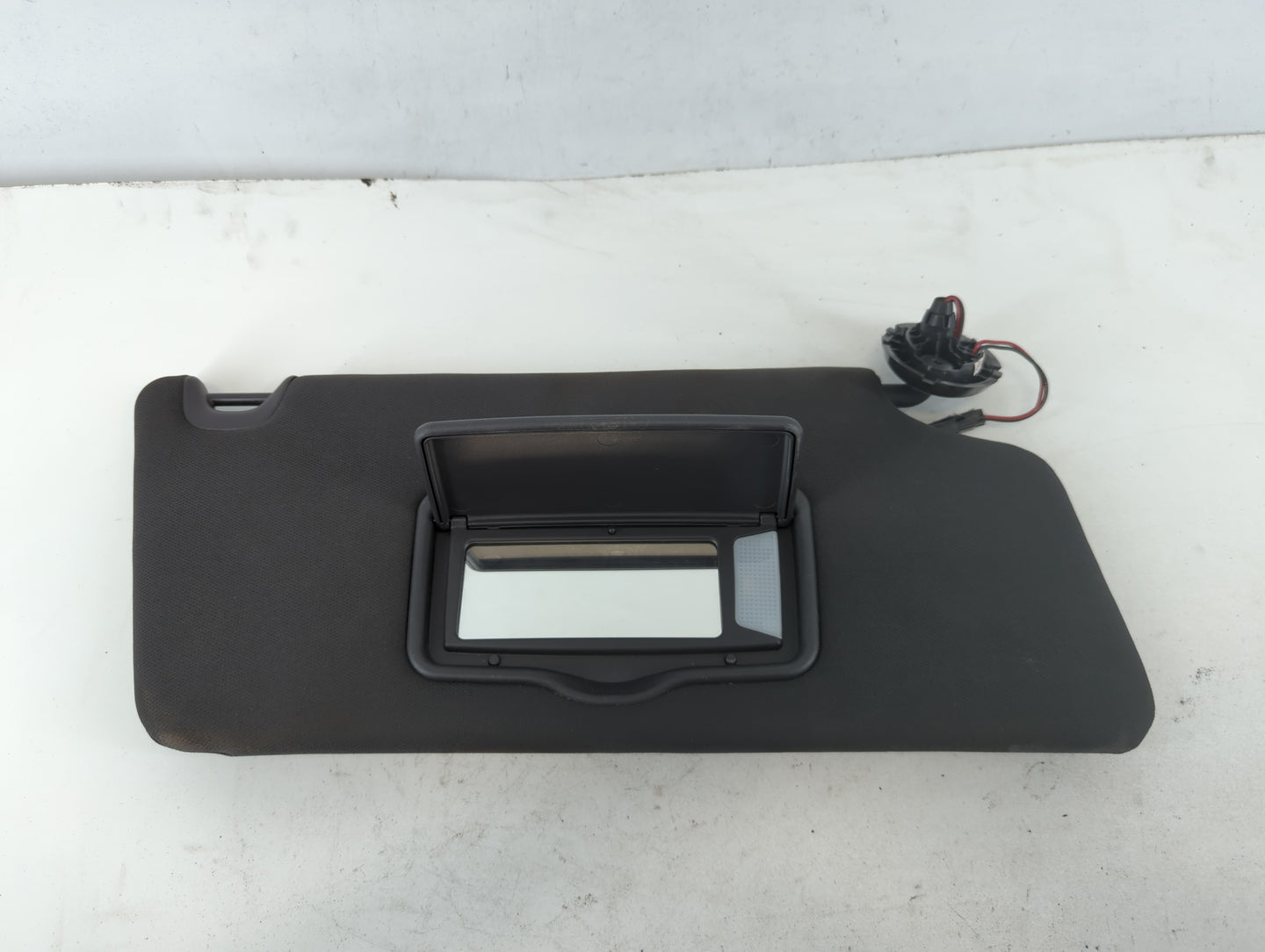 2011-2015 Ford Explorer Sun Visor Shade Replacement Passenger Right Mirror Fits Fits 2011 2012 2013 2014 2015 OEM Used Auto 