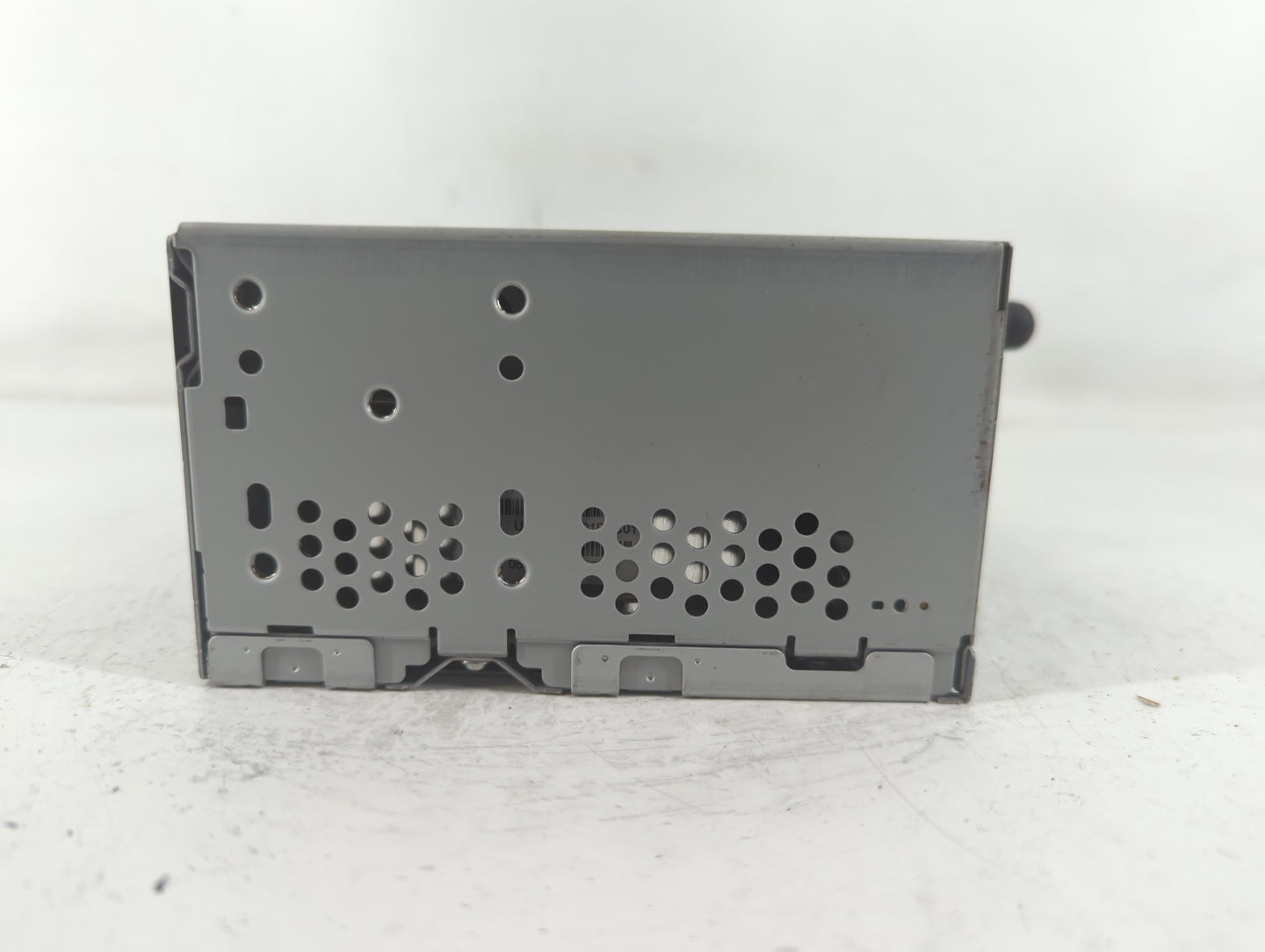 2015-2015 Ford Explorer Am Fm Cd Player Radio Receiver - Oemusedautoparts1.com