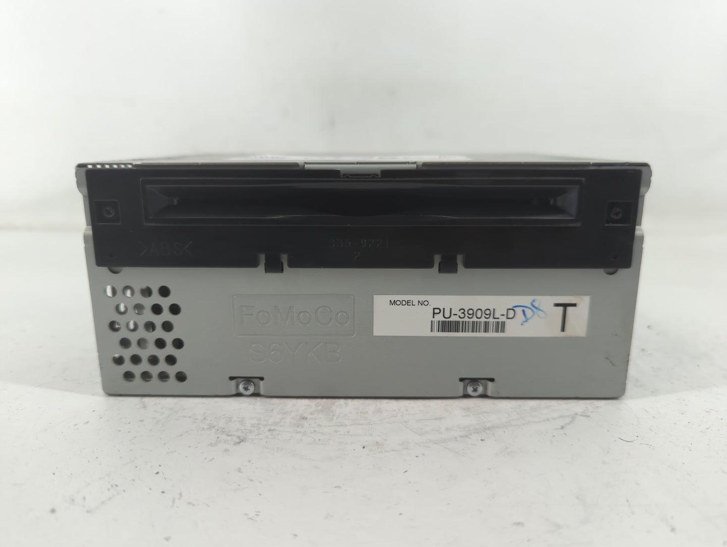 2015-2015 Ford Explorer Am Fm Cd Player Radio Receiver - Oemusedautoparts1.com
