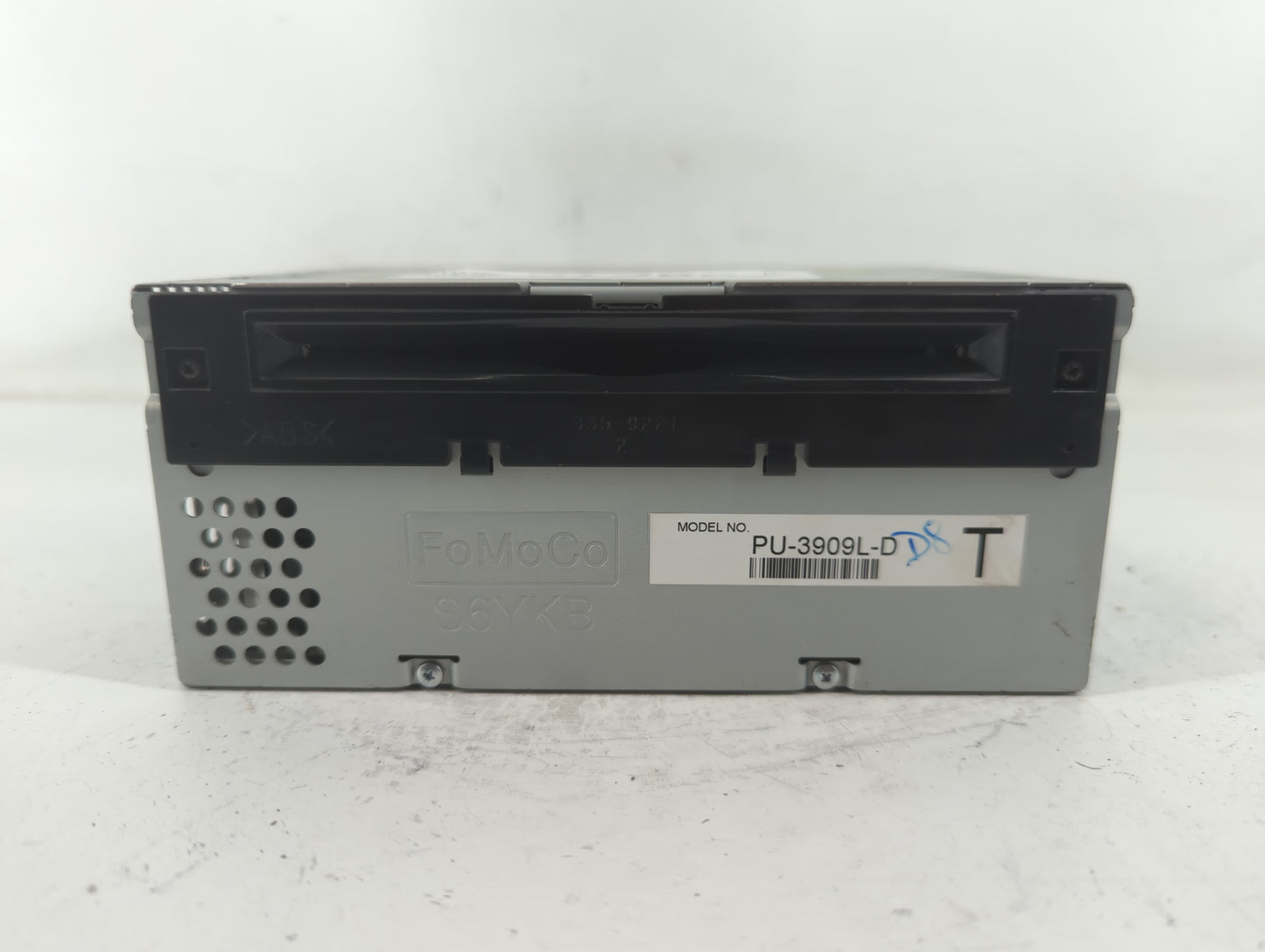 2015-2015 Ford Explorer Am Fm Cd Player Radio Receiver - Oemusedautoparts1.com