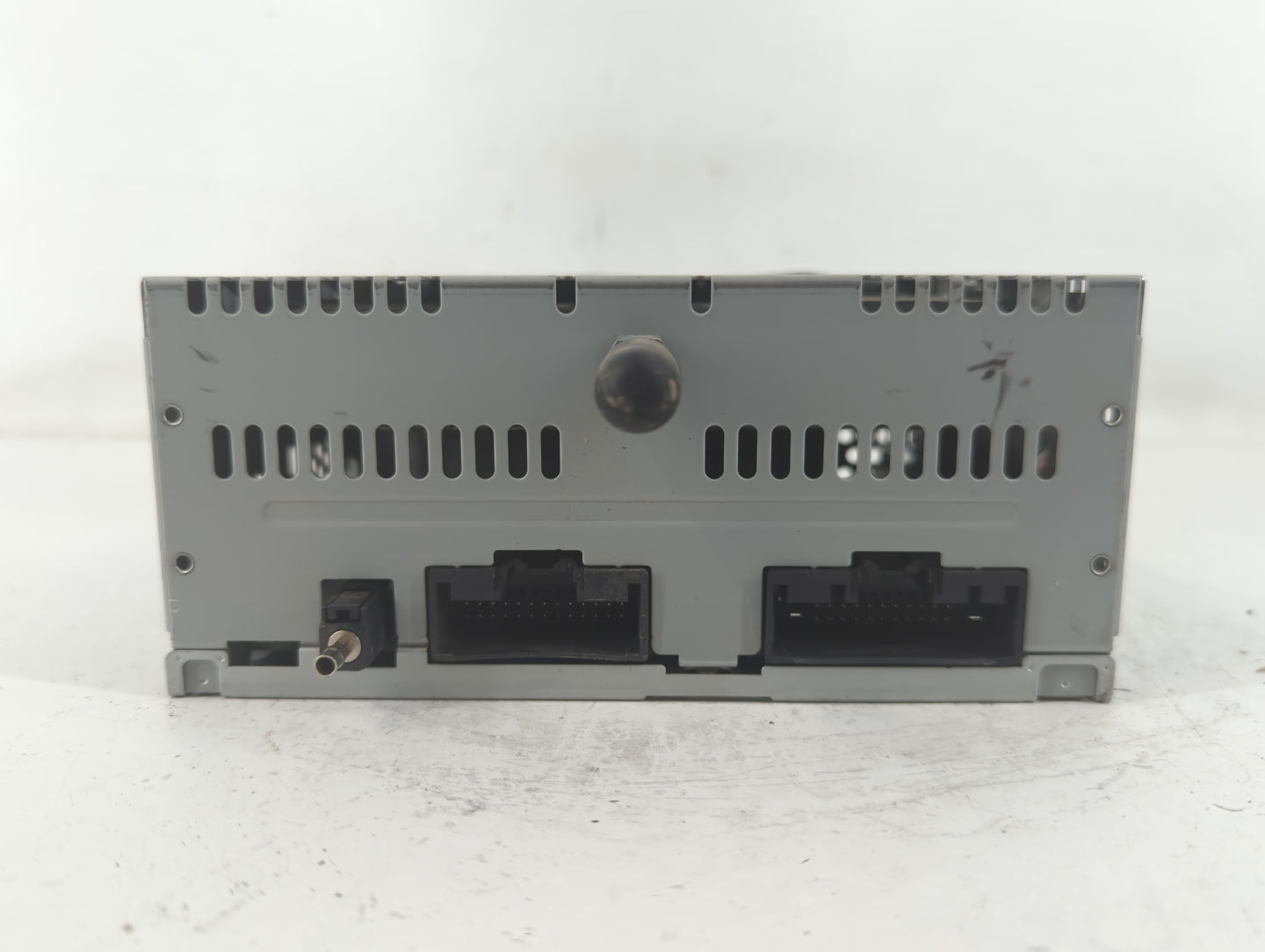 2015-2015 Ford Explorer Am Fm Cd Player Radio Receiver - Oemusedautoparts1.com